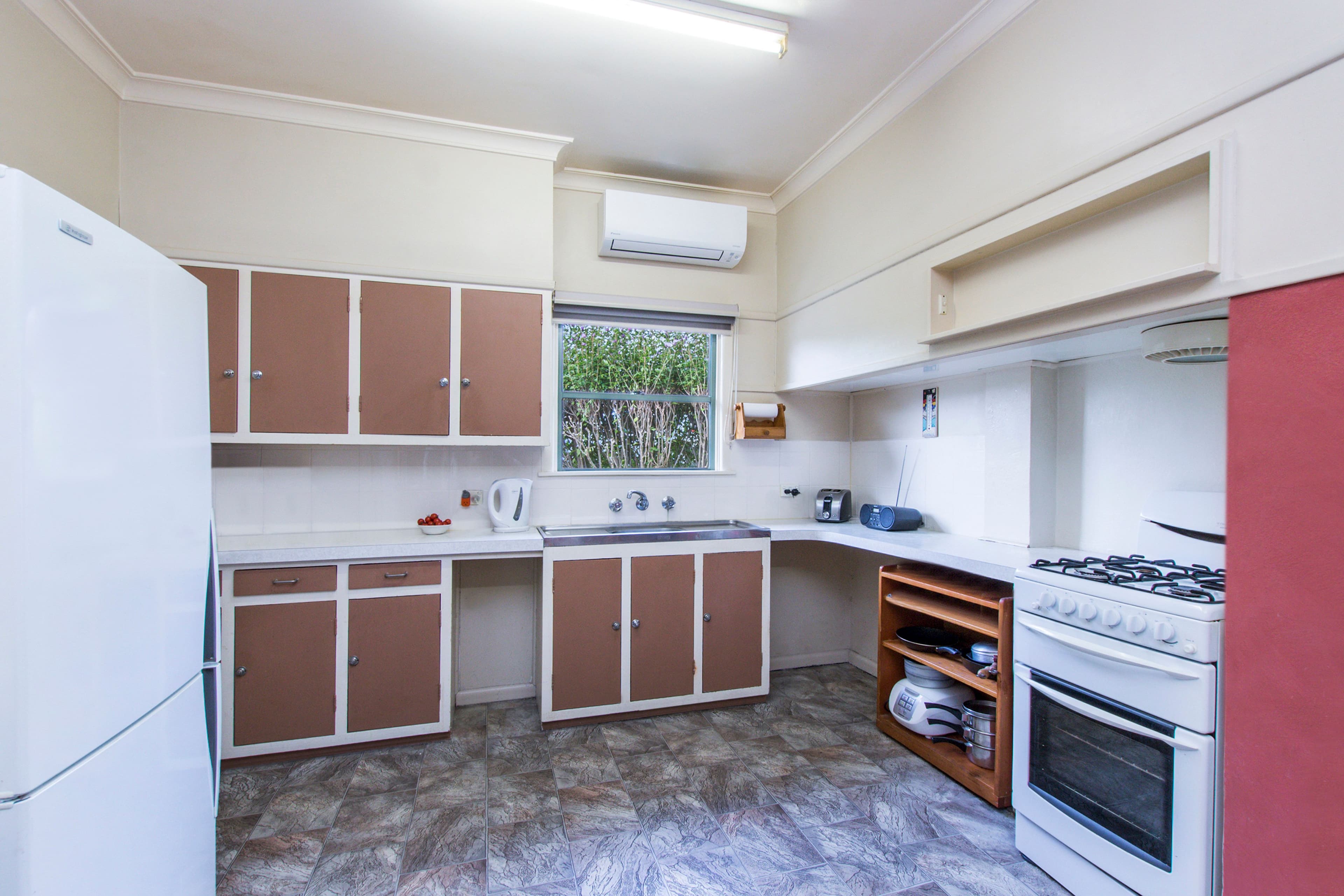 62 Webster Street, Mortlake VIC 3272, Mortlake - Thumbnail 3