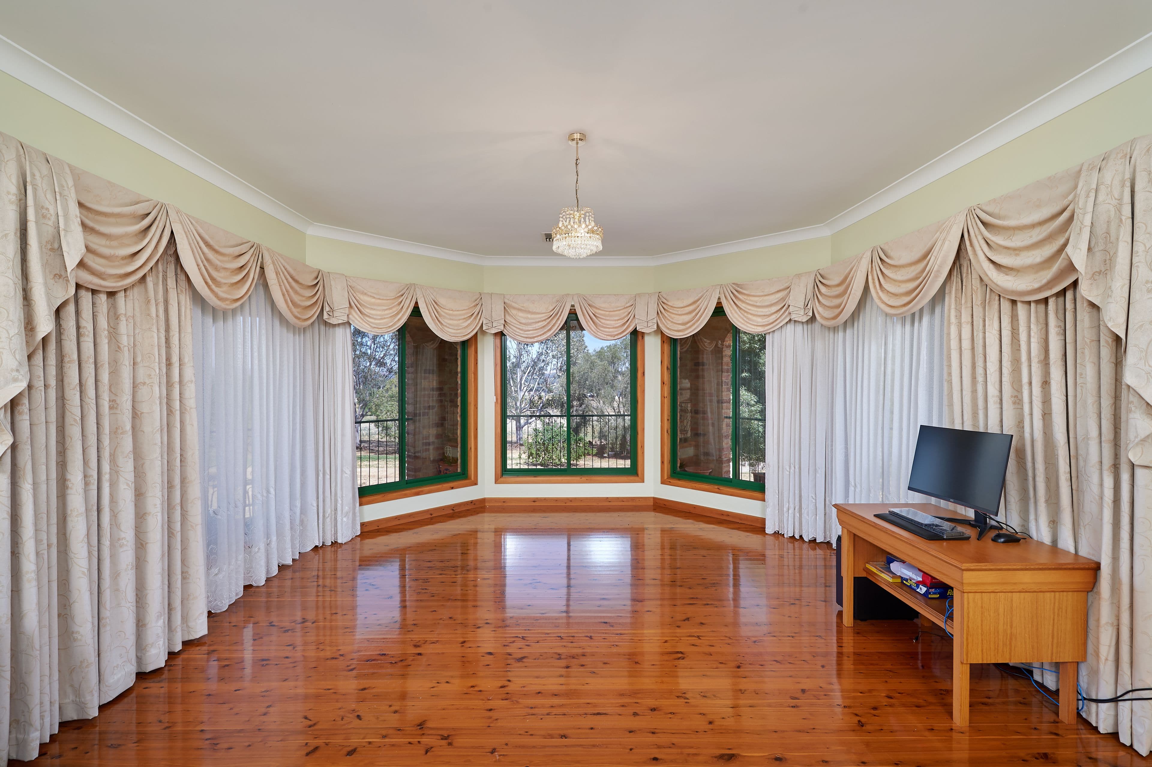 351 East Street, Cartwrights Hill - Thumbnail 6