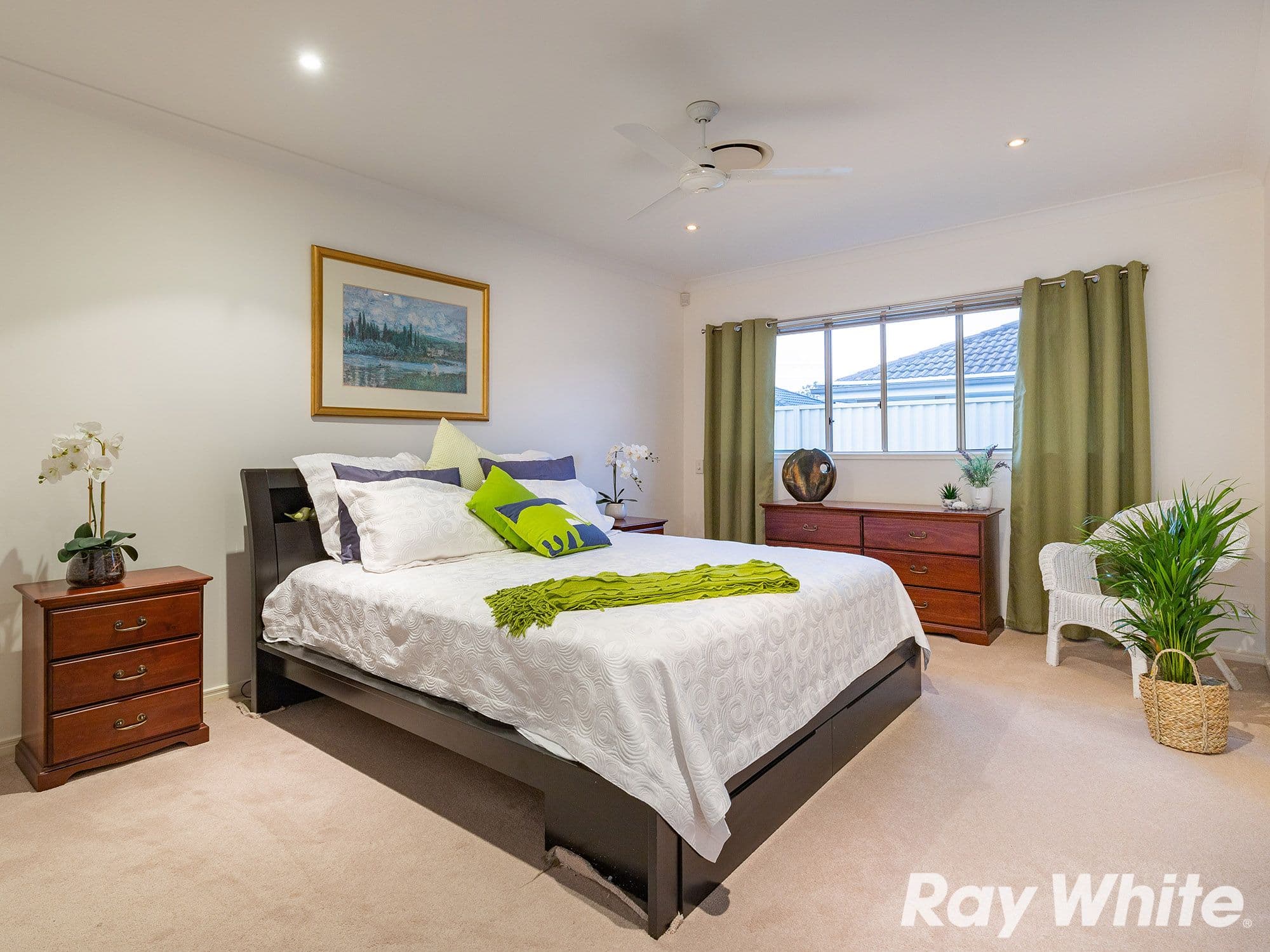 19 Darlington Close, Carseldine QLD 4034, Carseldine - Thumbnail 2