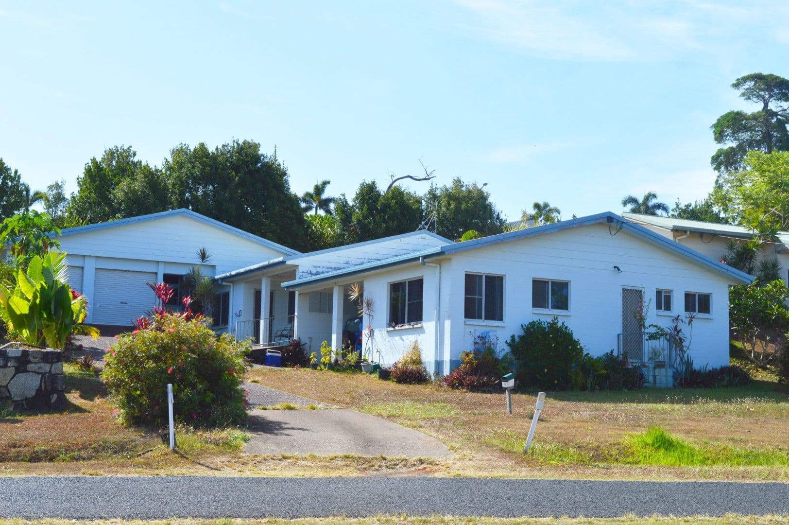 4 Endeavour Avenue, Mission Beach QLD 4852, Mission Beach - Image 1