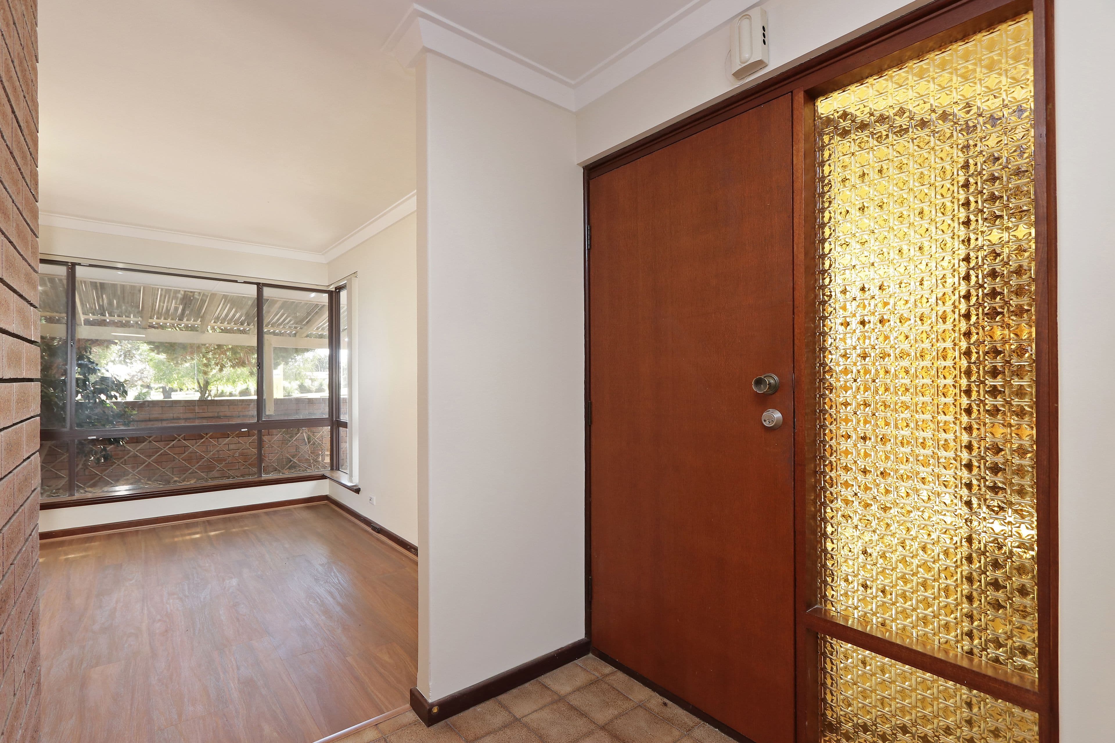 4 Millerick Way, Noranda WA 6062, Noranda - Thumbnail 2