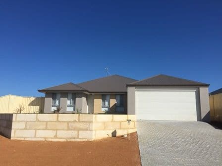 92 HAWTHORY Road, Kilsyth, Kilsyth - Image 1