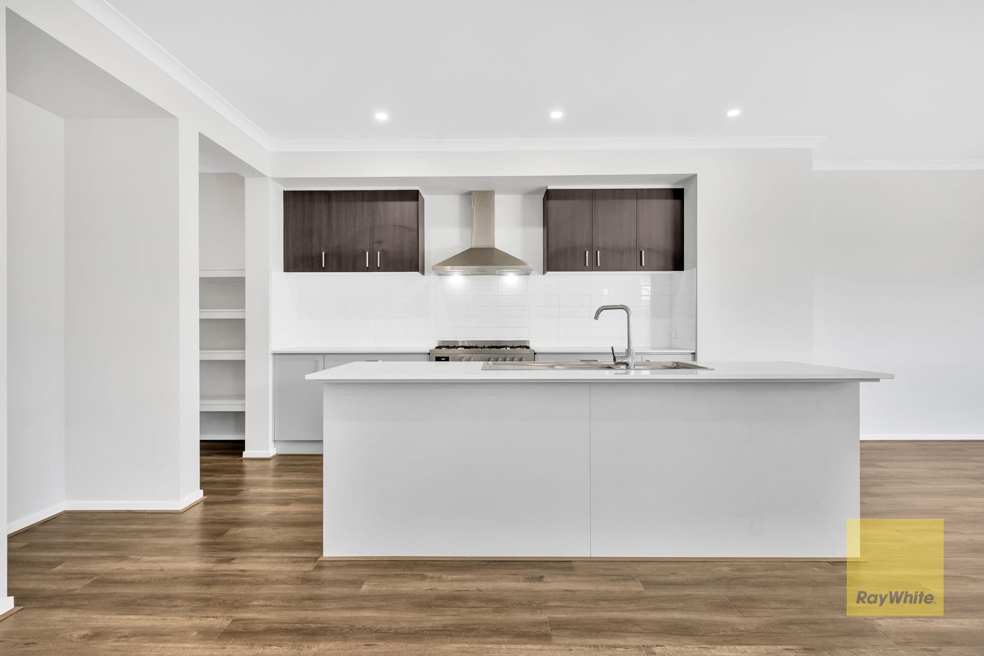 8 Terrigal Road, Truganina VIC 3029, Truganina - Thumbnail 5