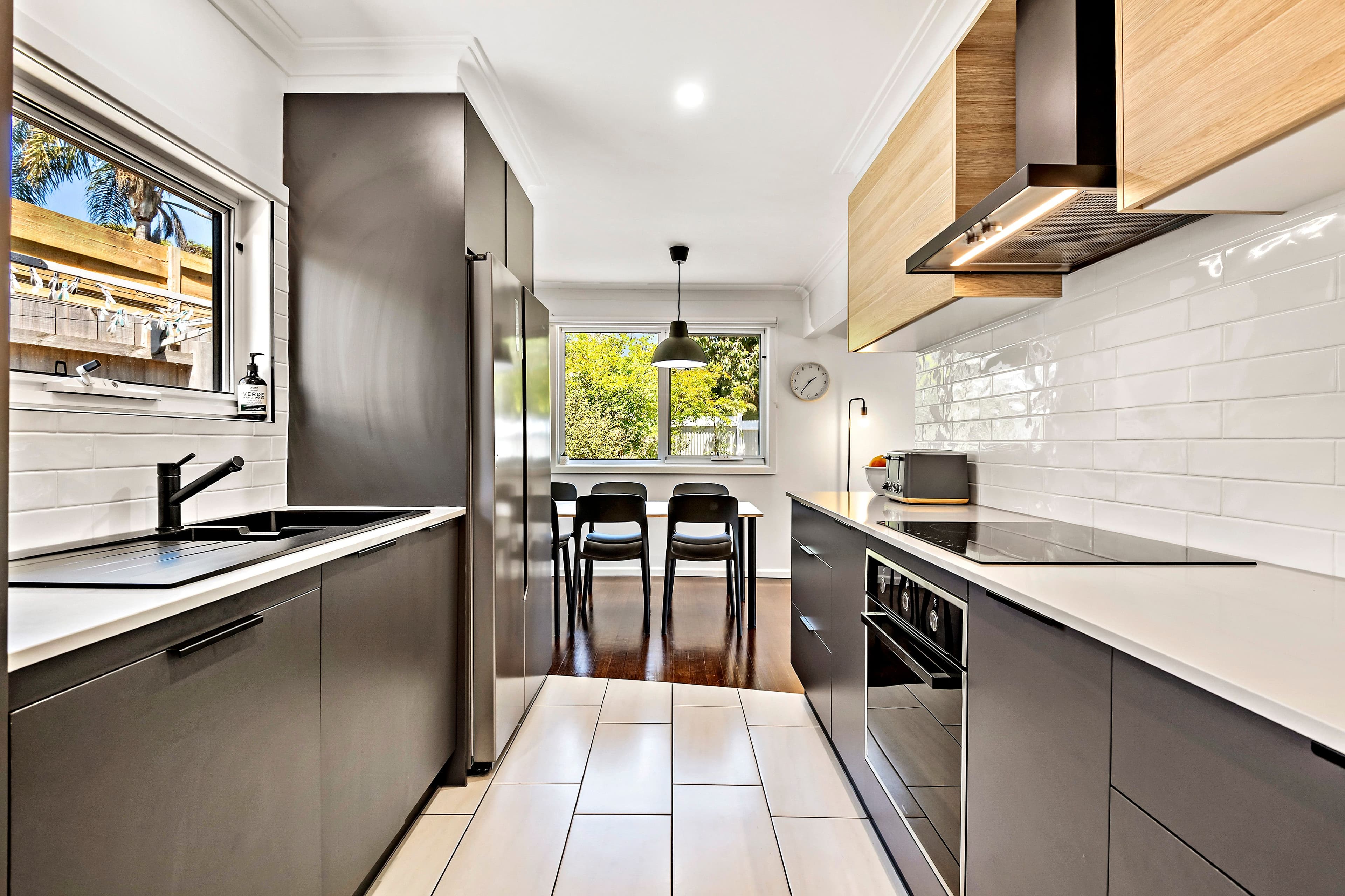 19 Genista Street, Frankston South VIC 3199, Frankston South - Thumbnail 3
