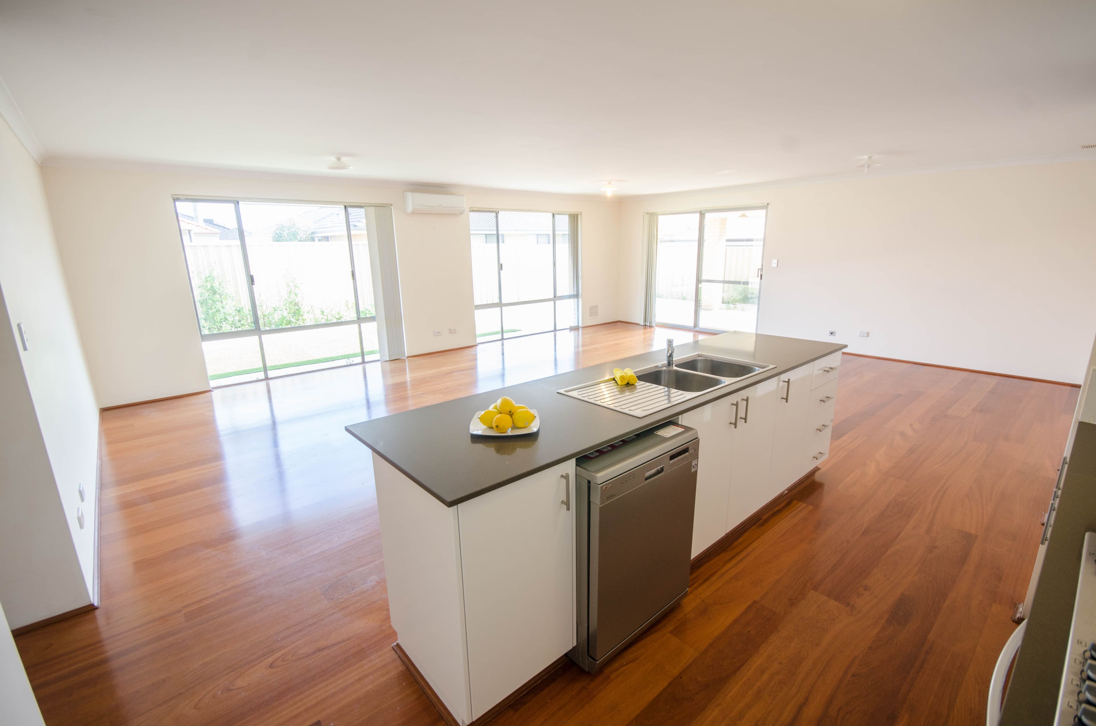 41 Gamenya Street, Canning Vale WA 6155, Canning Vale - Thumbnail 2