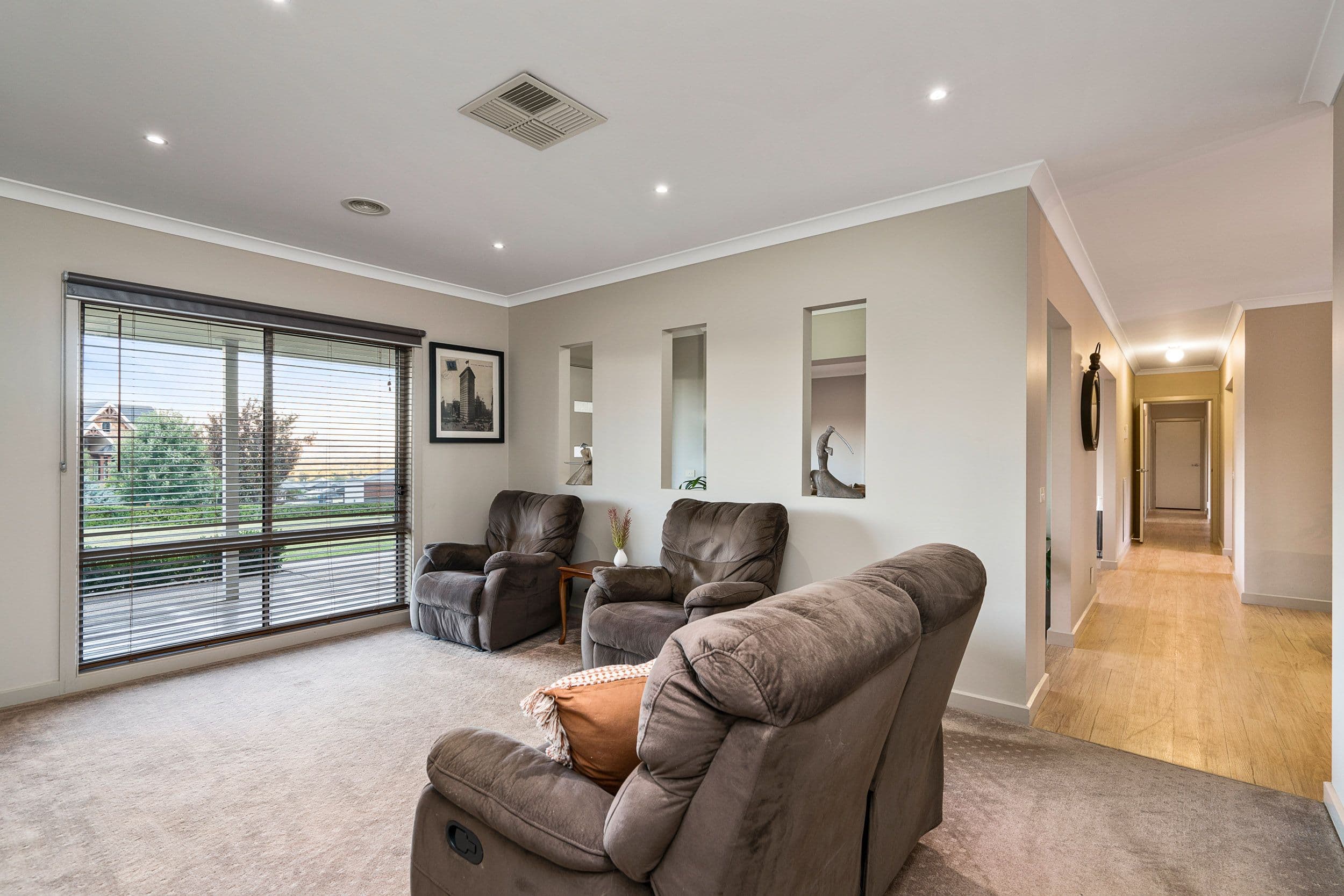 10 Kingswood Way, West Wodonga VIC 3690, West Wodonga - Thumbnail 4