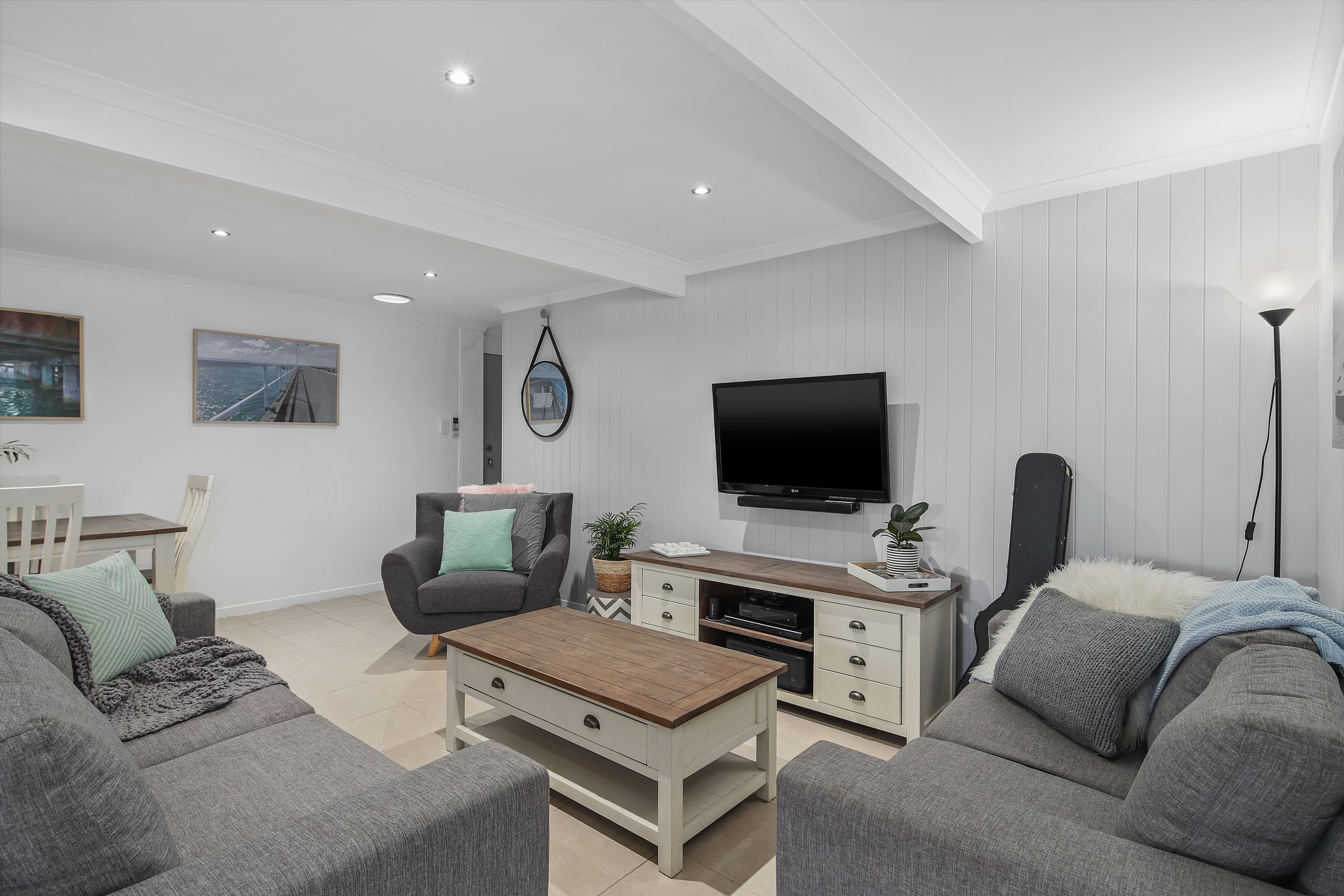 7 Perlis Avenue, Cowes VIC 3922, Cowes - Thumbnail 2