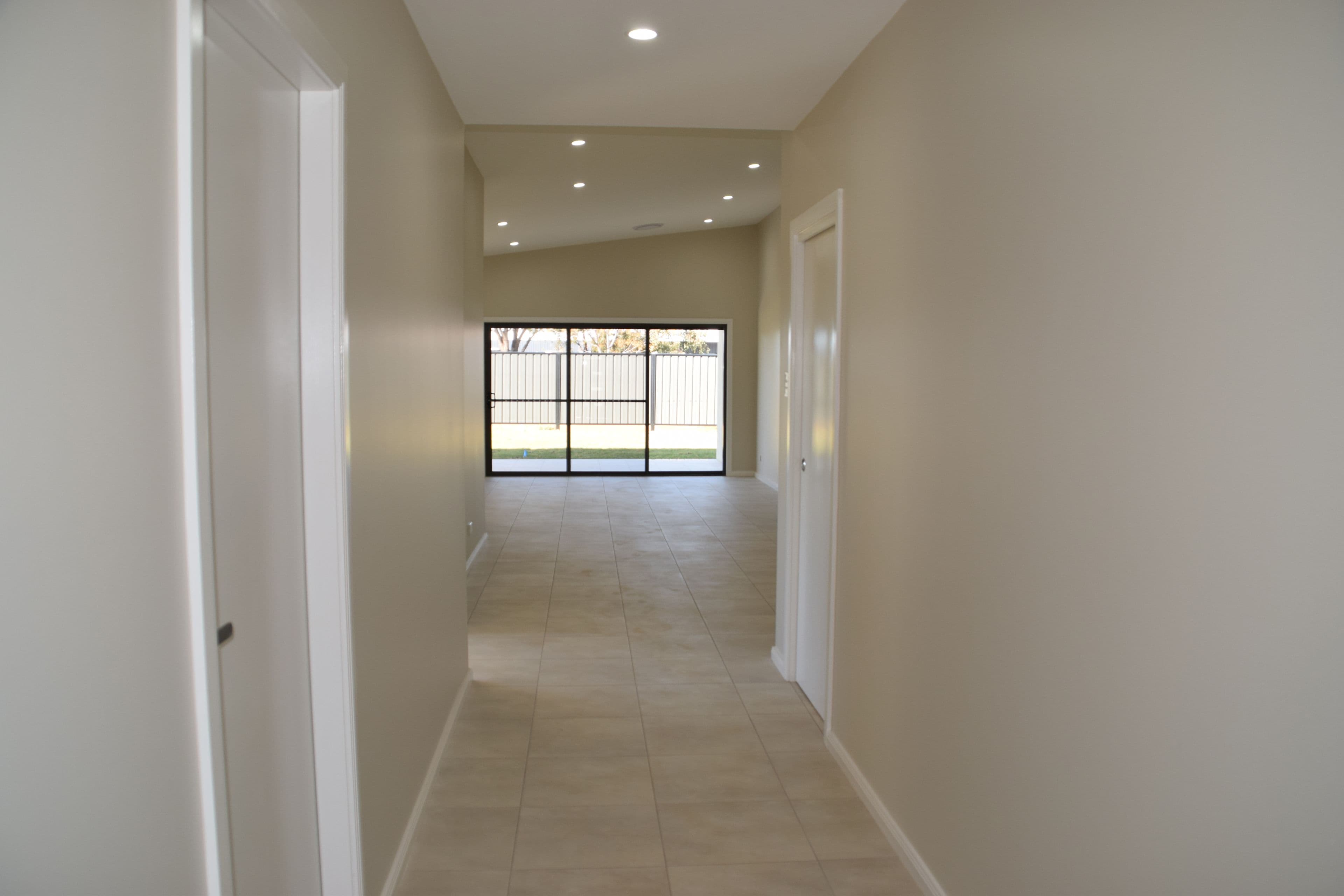 33 Peel Place, Dubbo NSW 2830, Dubbo - Thumbnail 3