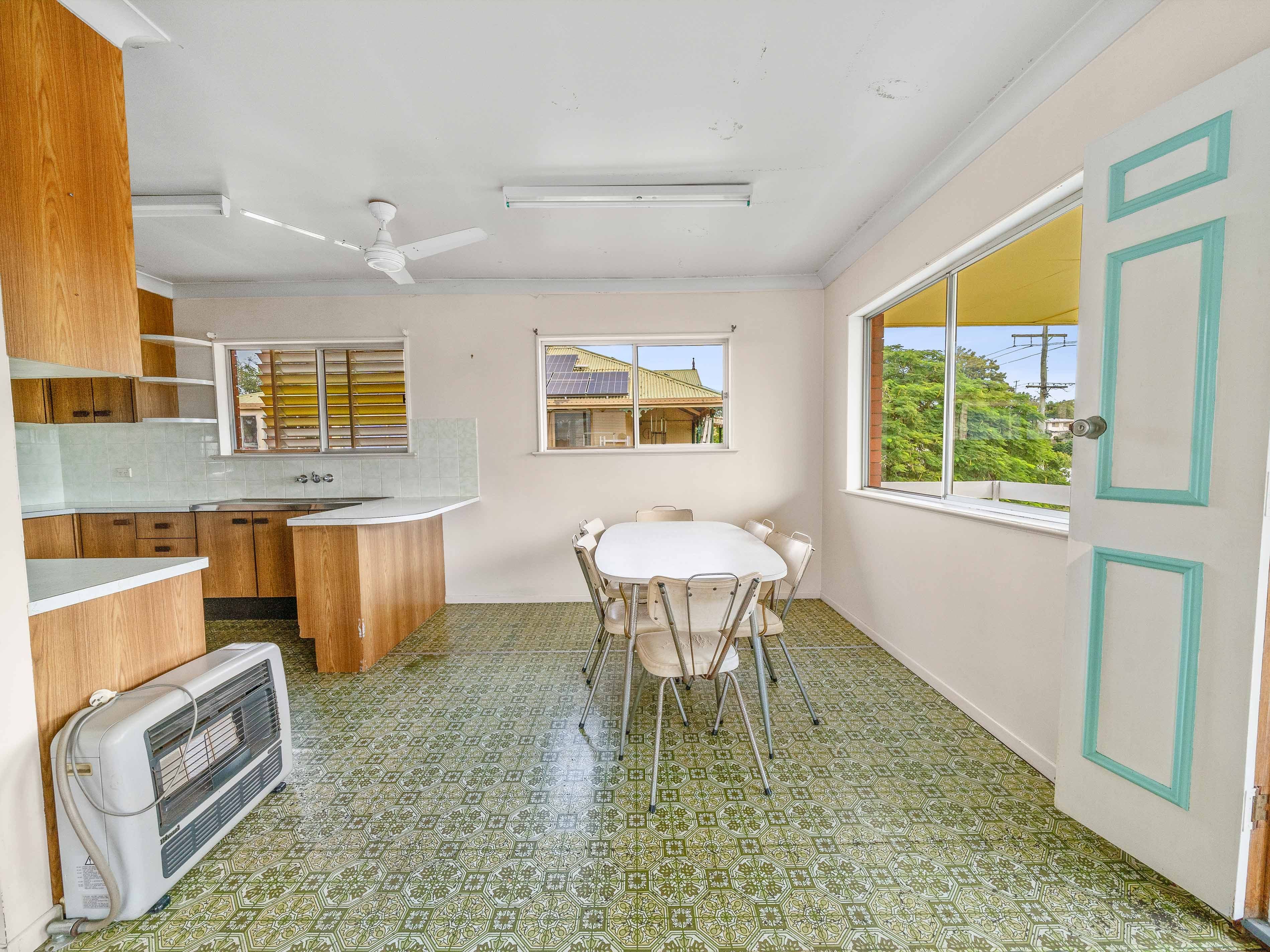 9 Liverpool Street, North Ipswich QLD 4305, North Ipswich - Thumbnail 4