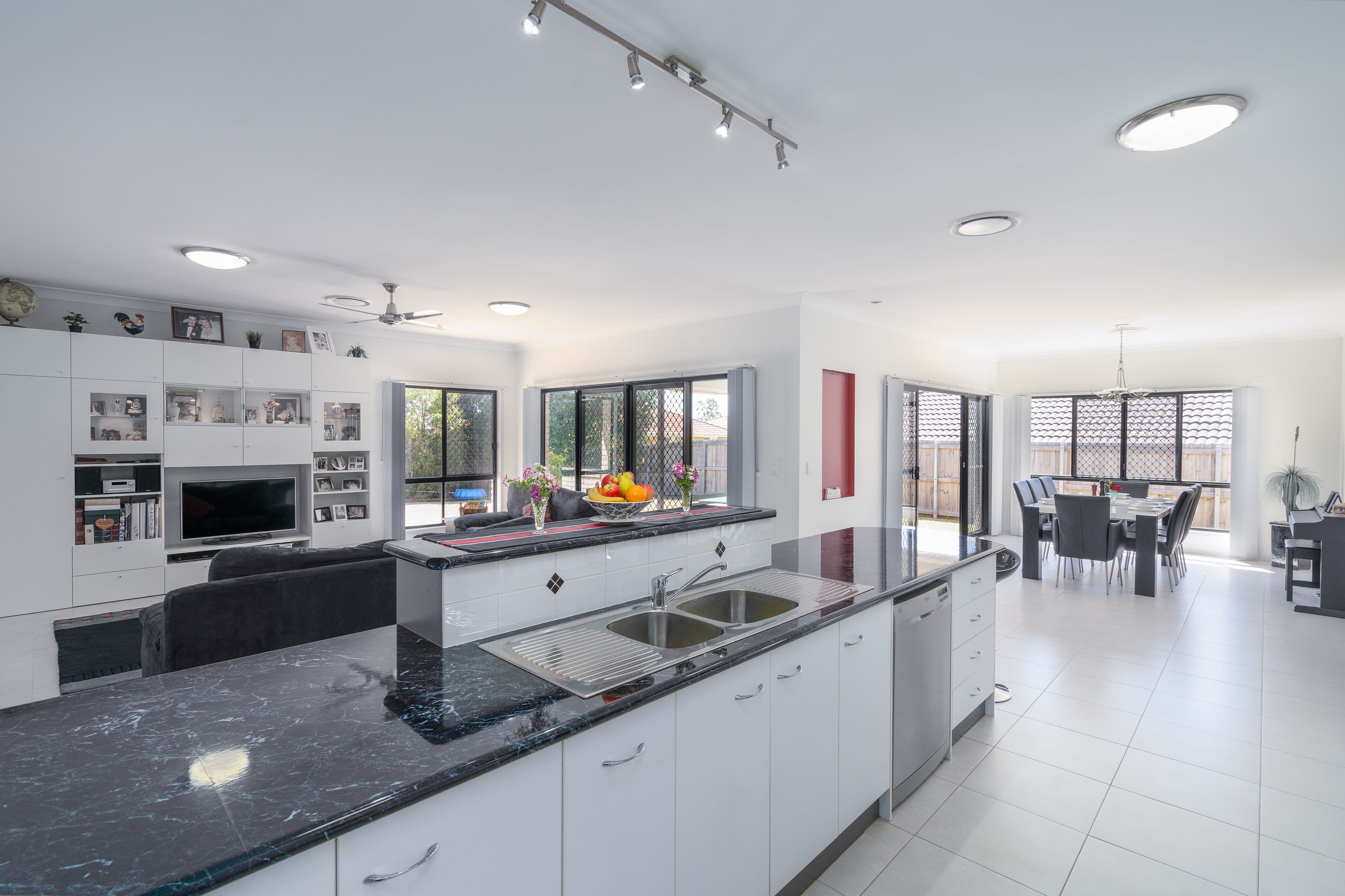 93 Rockman Drive, Raceview QLD 4305, Raceview - Thumbnail 3