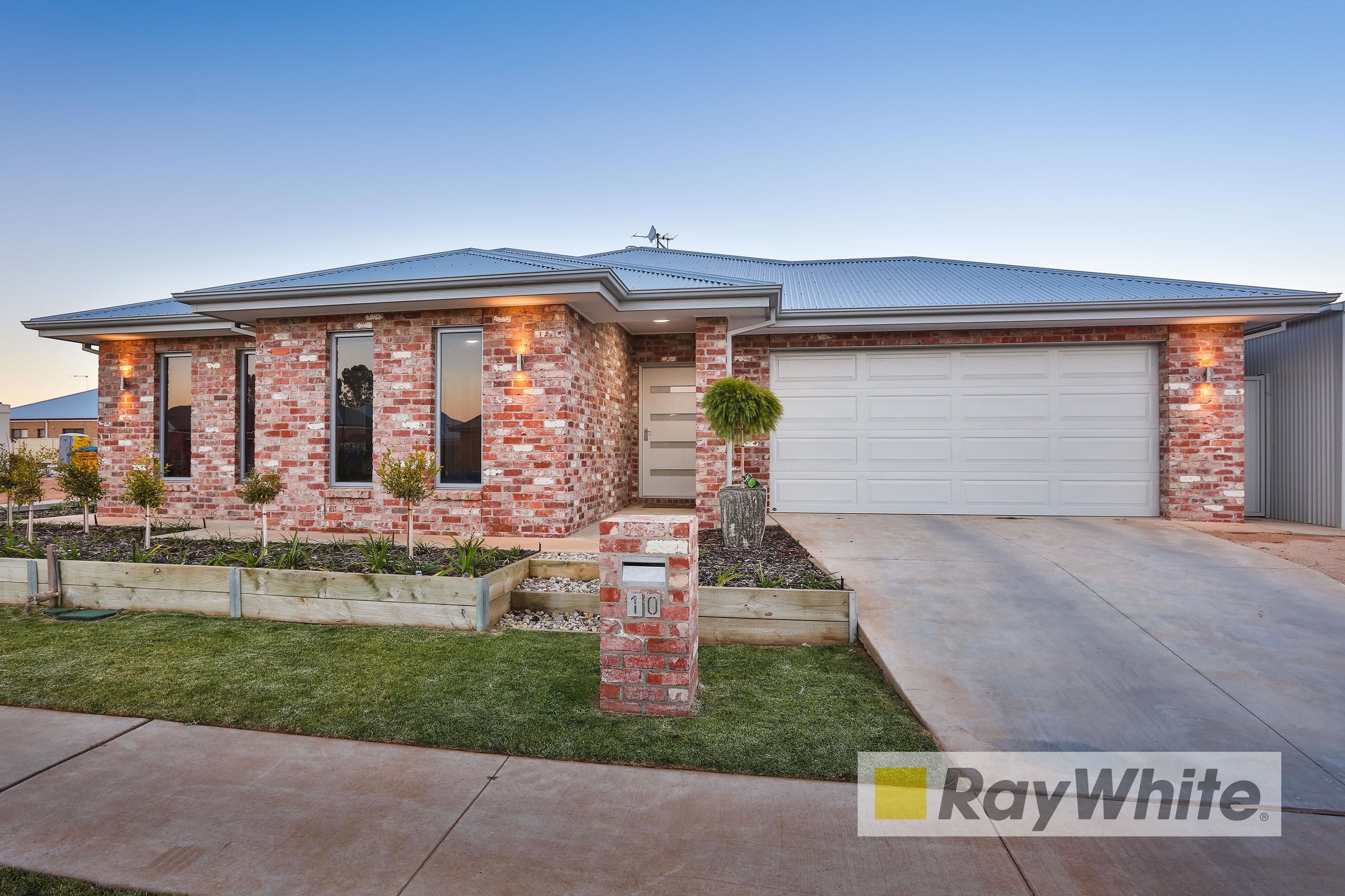 10 Toorak Drive, Irymple VIC 3498, Irymple - Image 1