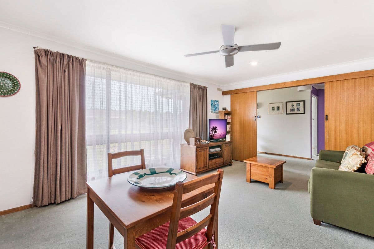 14 Carmell Drive, Warrnambool VIC 3280, Warrnambool - Thumbnail 3