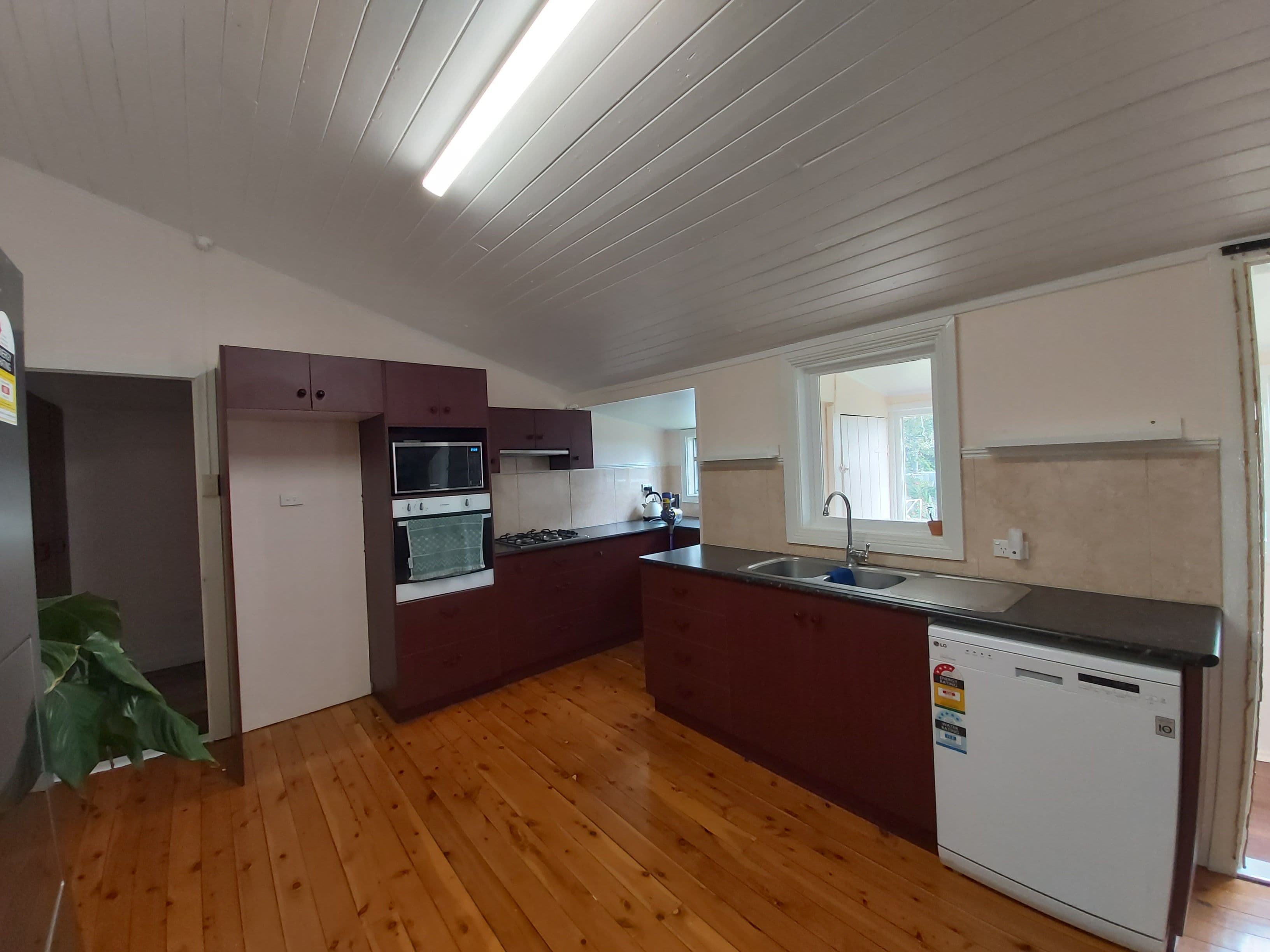 25 Yandilla Street, Pittsworth QLD 4356, Pittsworth - Thumbnail 8