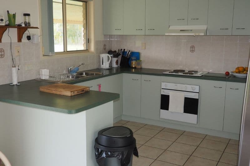 203 Woocoo Drive, Oakhurst QLD 4650, Oakhurst - Thumbnail 7