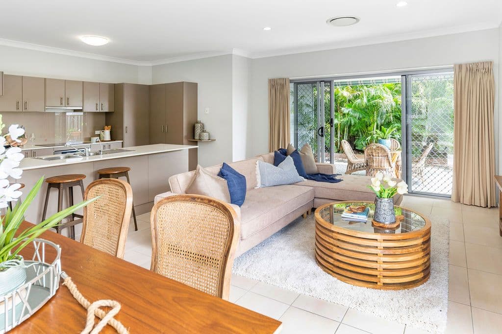 14 Azure Way, Hope Island QLD 4212, Hope Island - Thumbnail 4