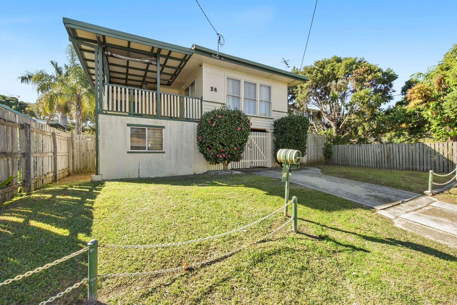 24 Alfred Street, Woody Point QLD 4019, Woody Point - Thumbnail 2