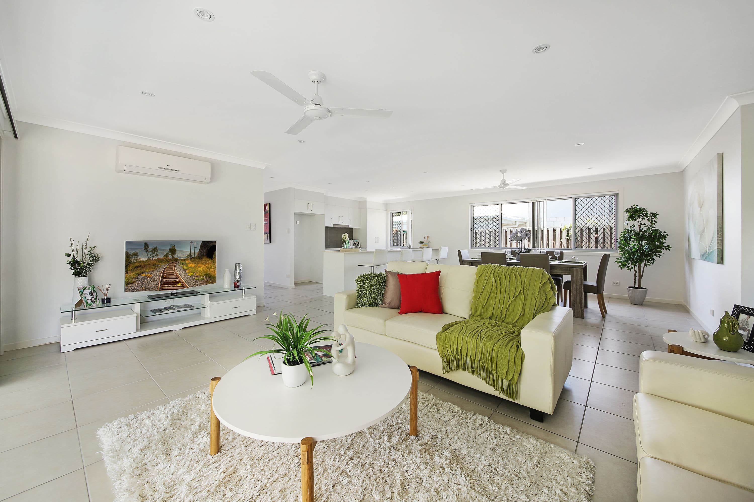 4 Sunbird Court, Elanora QLD 4221, Elanora - Thumbnail 3