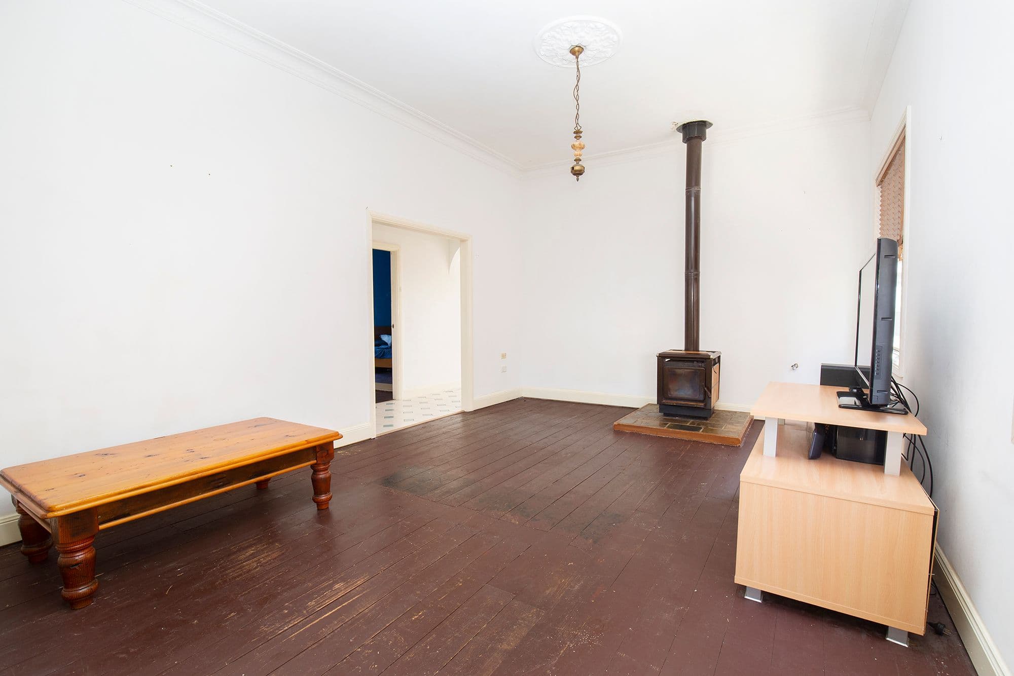 8 Rowes Lane, Cardiff Heights - Thumbnail 5
