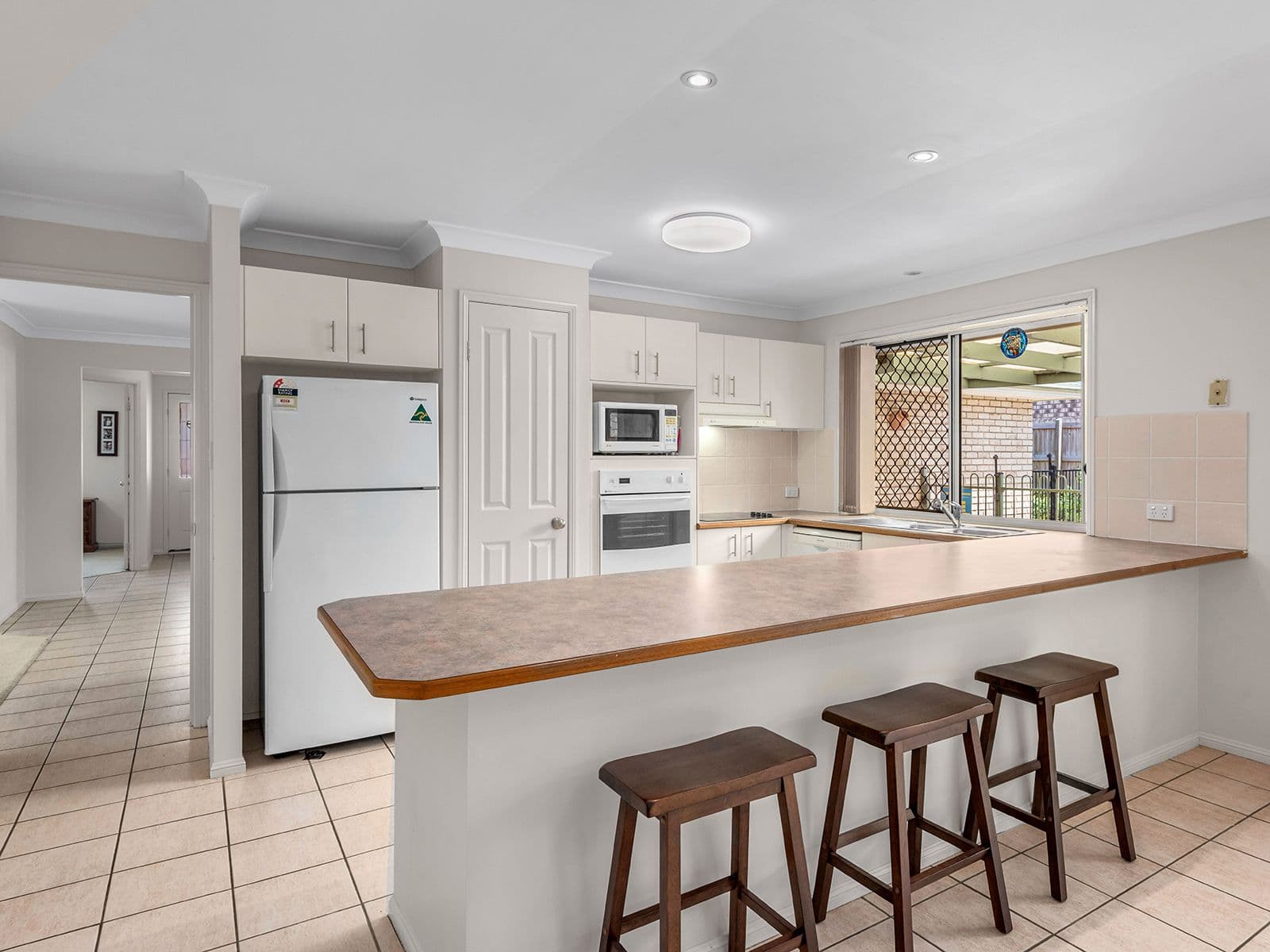 64 Oakmont Avenue, Oxley QLD 4075, Oxley - Thumbnail 3
