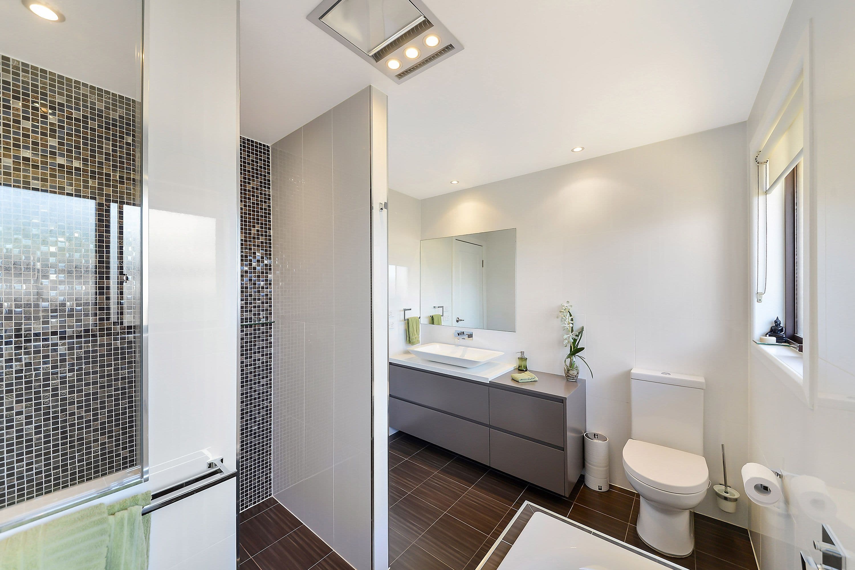 22 Endeavour Road, Georges Hall - Thumbnail 8