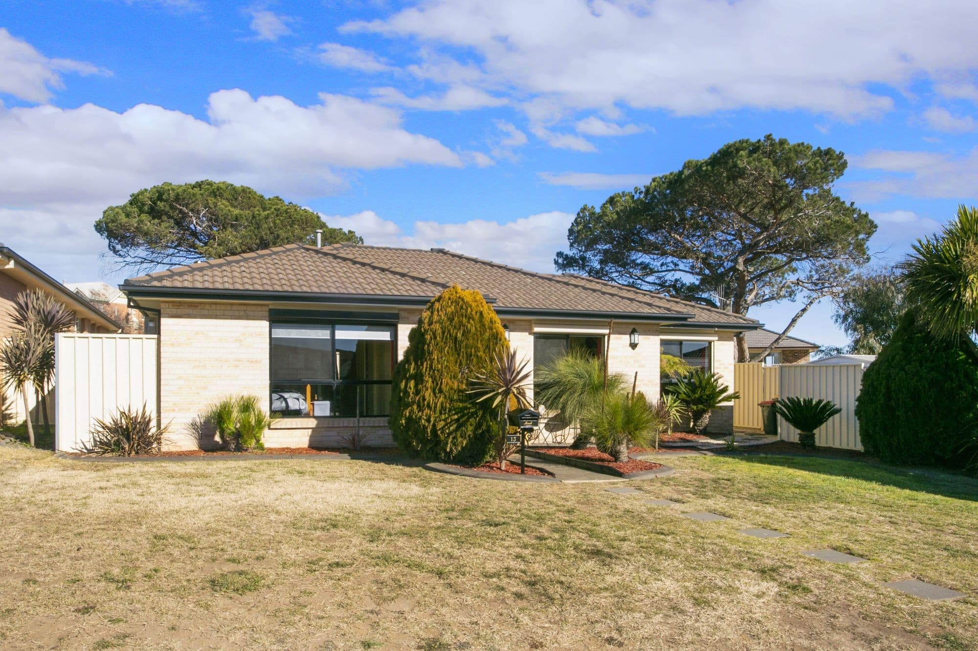 13 Riverview Place, Goulburn - Image 1