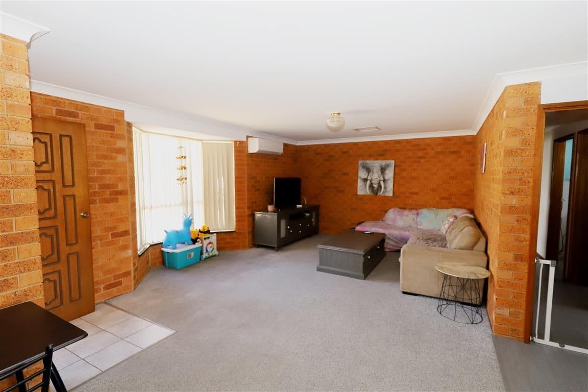 5 Hume Place, Tumut NSW 2720, Tumut - Thumbnail 3