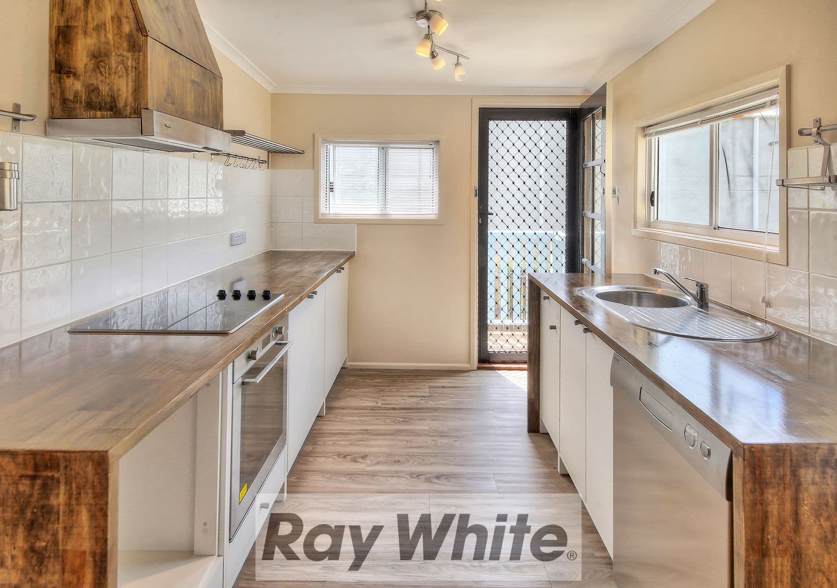 17 Curry Street, Logan Central QLD 4114, Logan Central - Thumbnail 4