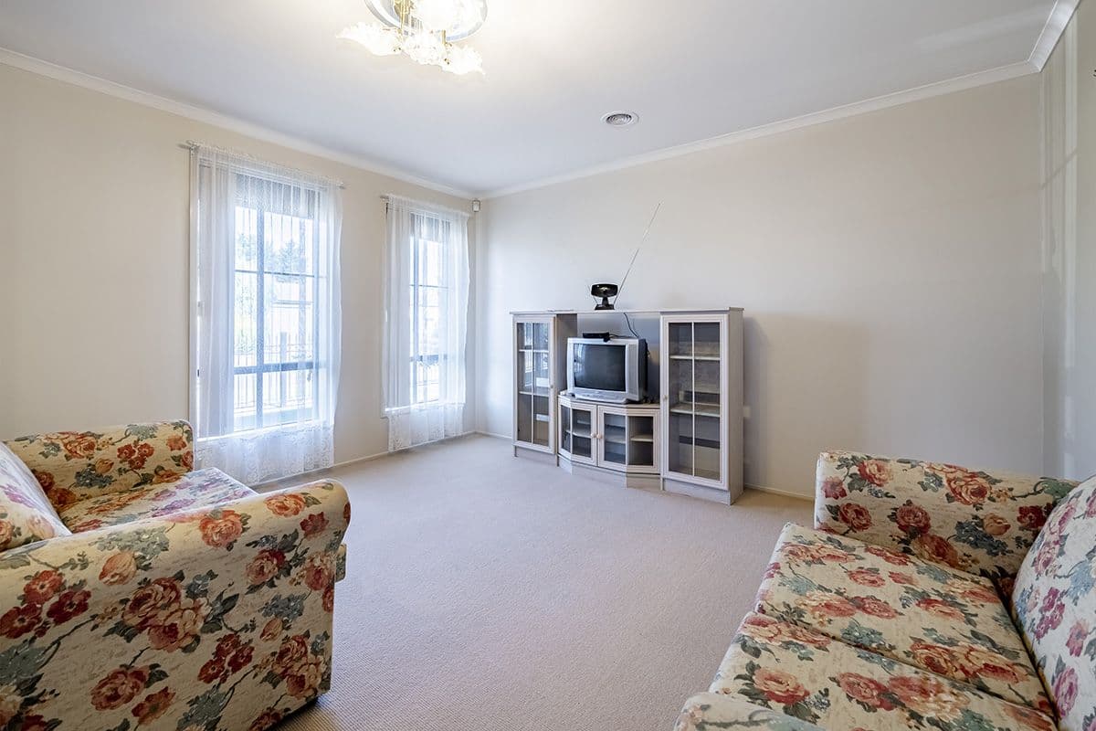 11 Genista Road, Cranbourne West VIC 3977, Cranbourne West - Thumbnail 4