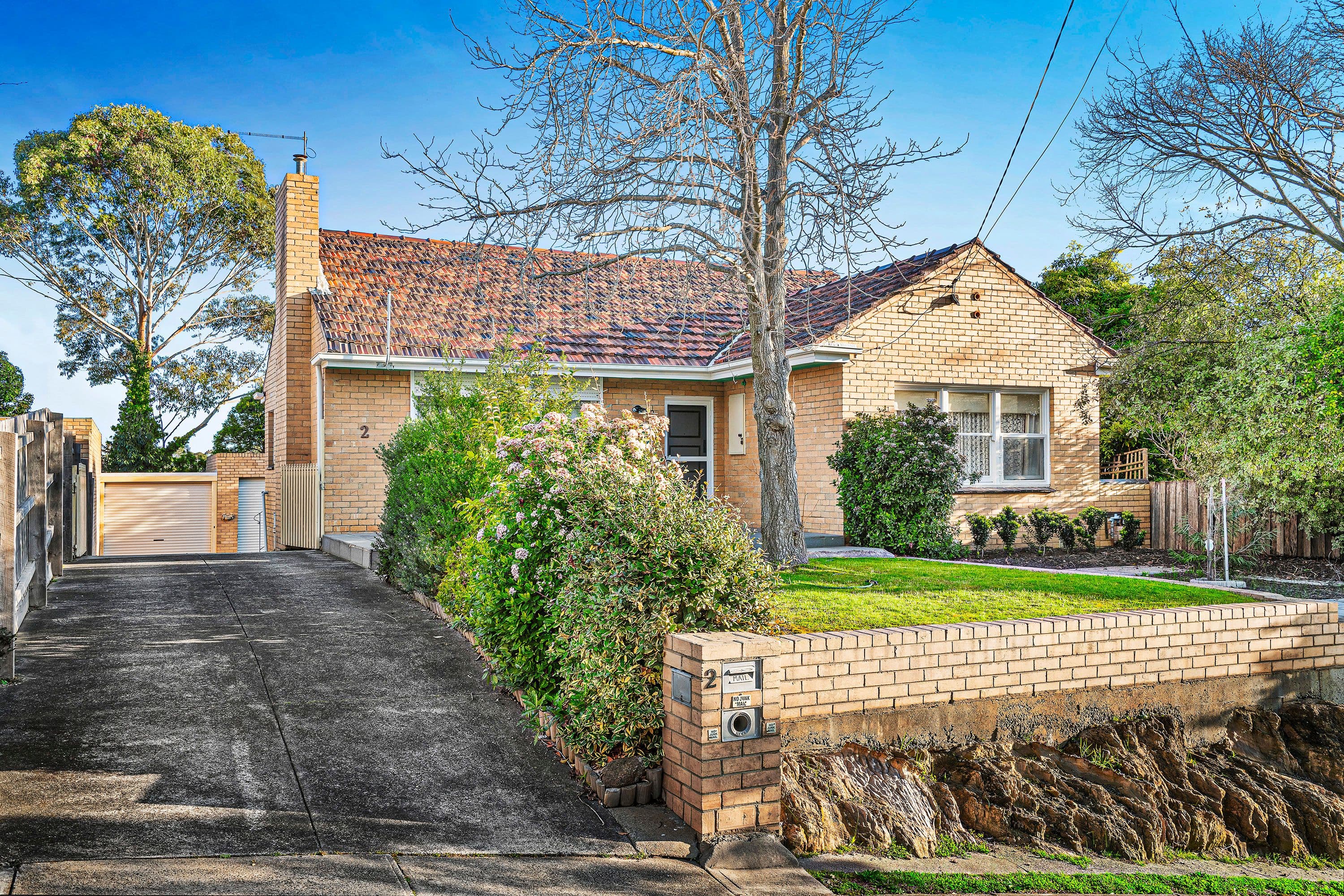 2 Olwen Street, Nunawading VIC 3131, Nunawading - Thumbnail 2
