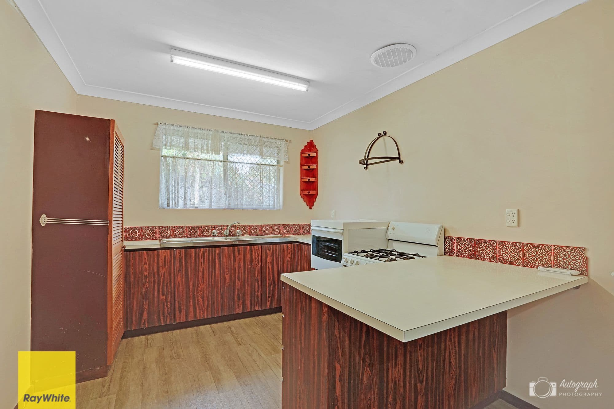 12 Chilham Close, Marangaroo WA 6064, Marangaroo - Thumbnail 6