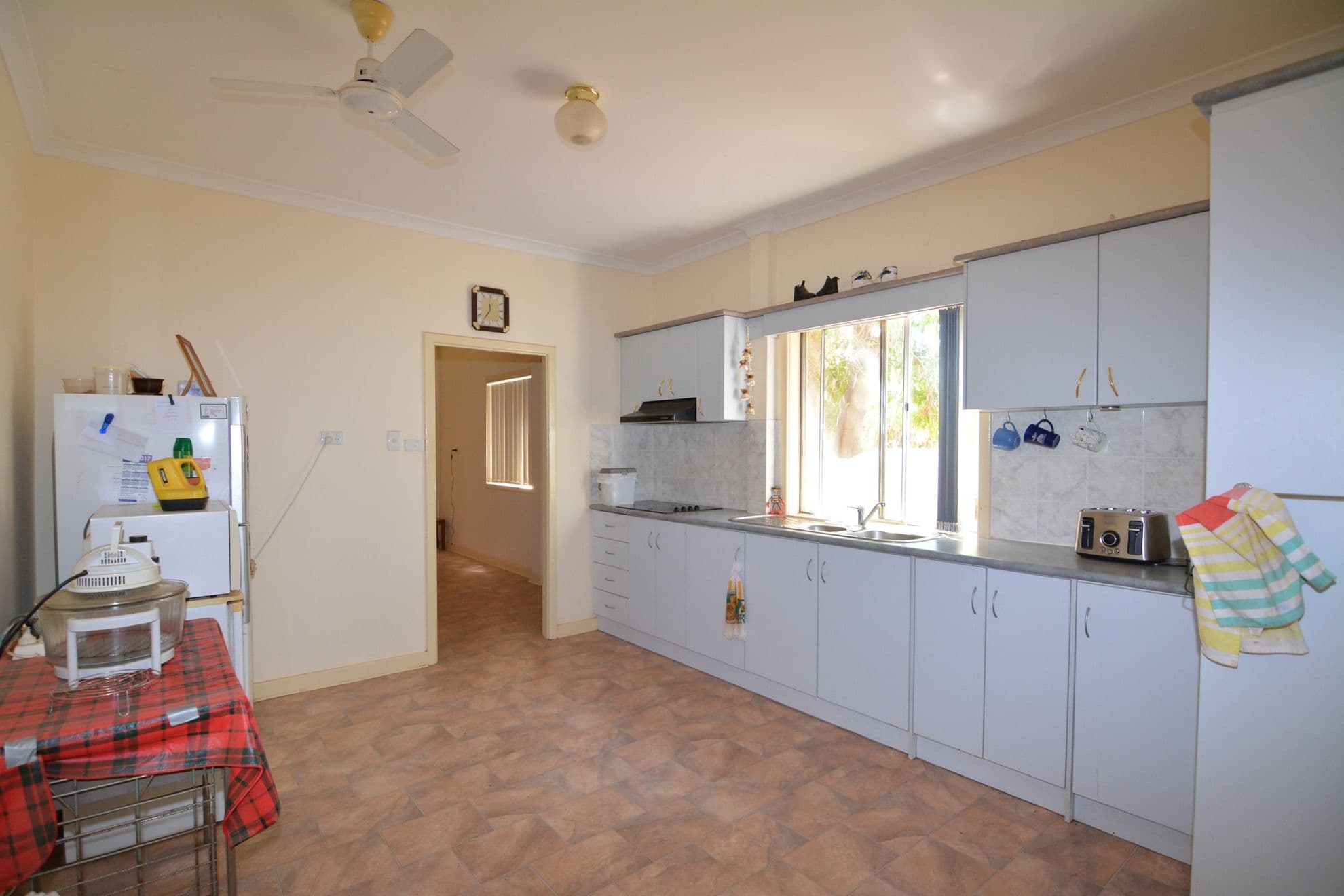 488 Robinson Street, Carnarvon WA 6701, South Carnarvon - Thumbnail 3