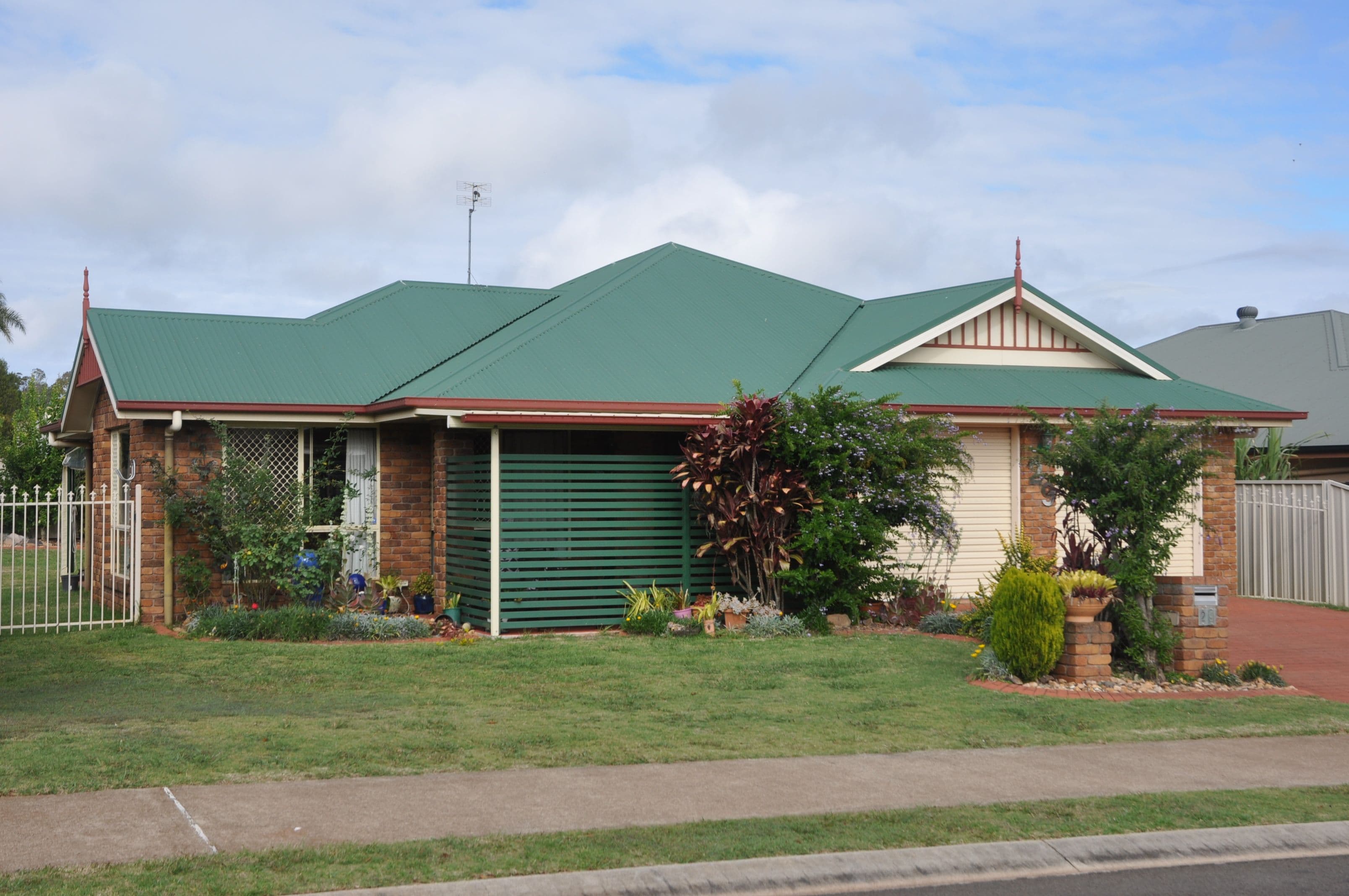29 Wood Drive, Middle Ridge QLD 4350, Middle Ridge - Thumbnail 2