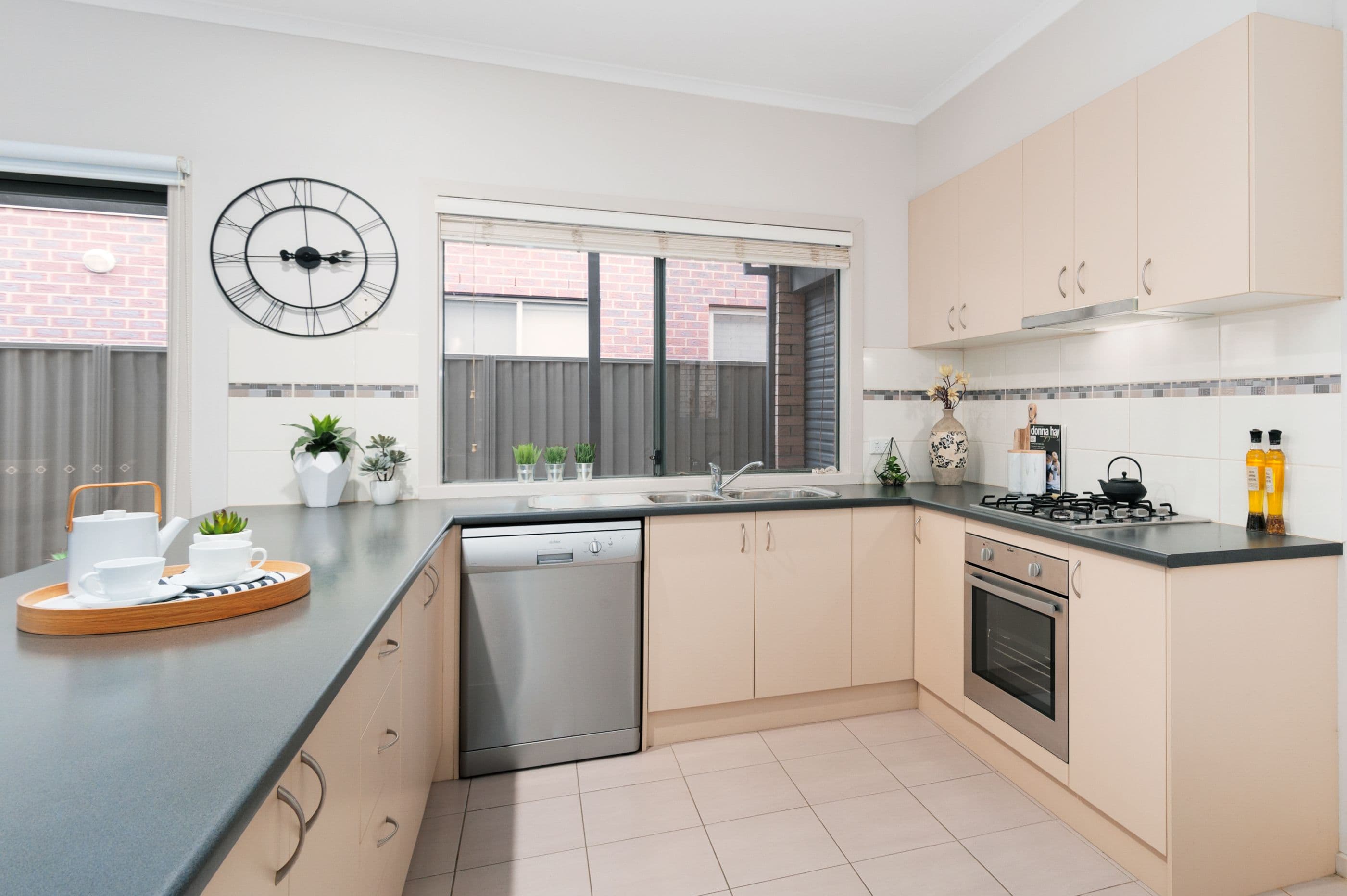 14 Sandpiper Close, Pakenham VIC 3810, Pakenham - Thumbnail 4