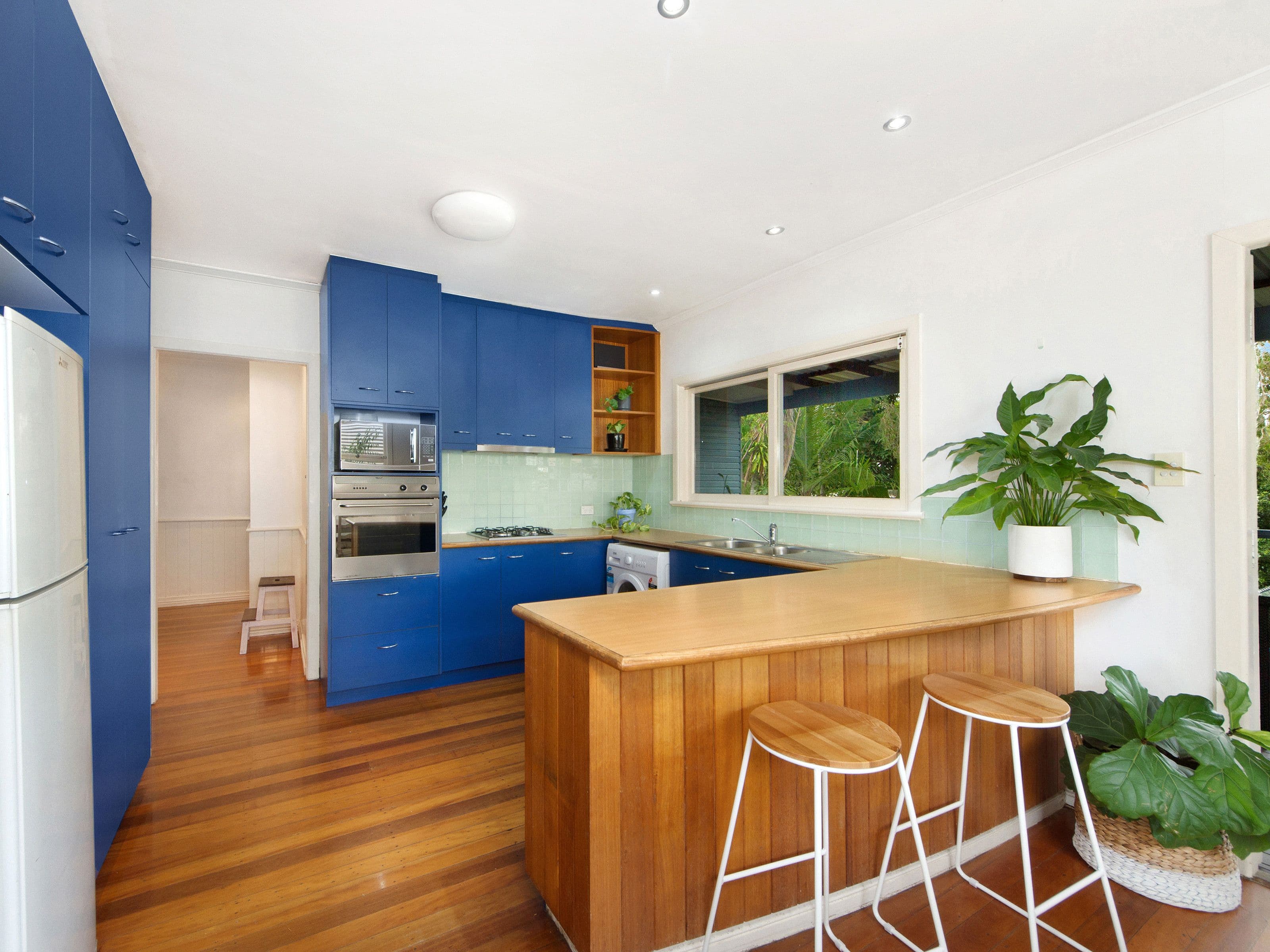 6 West King Lane, Southport QLD 4215, Southport - Thumbnail 6