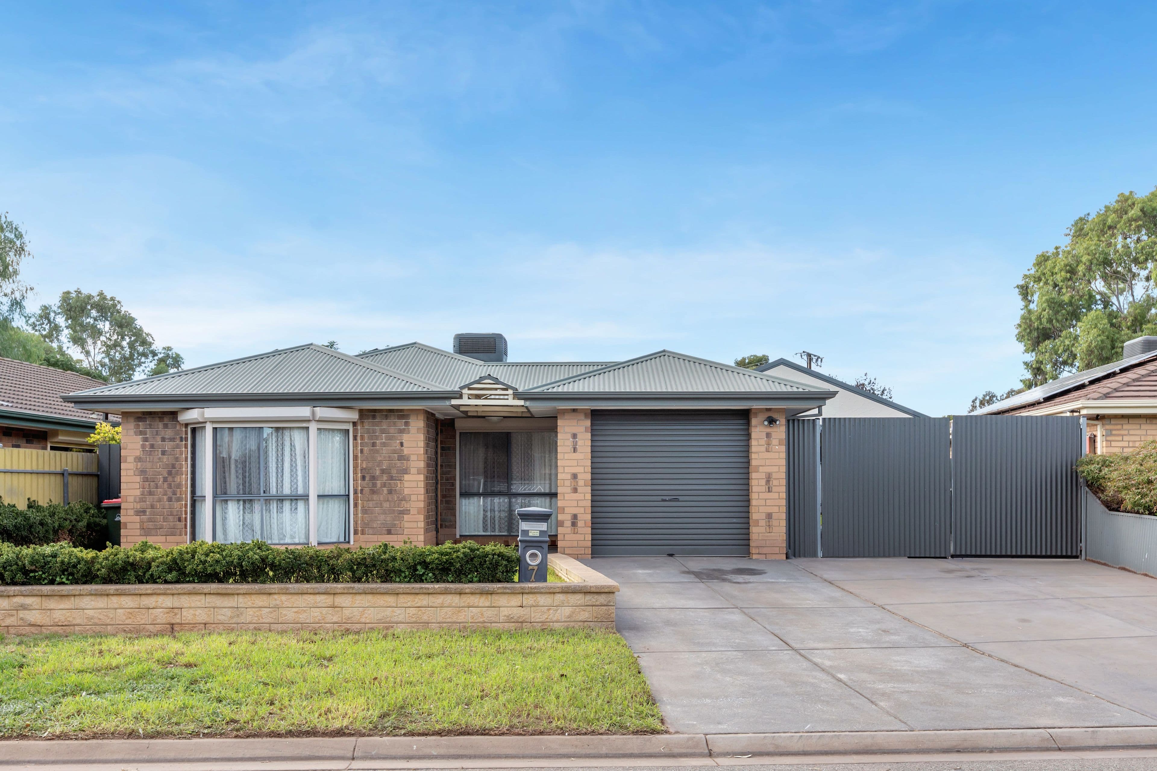 7 Riddoch Drive, Andrews Farm SA 5114, Andrews Farm - Image 1