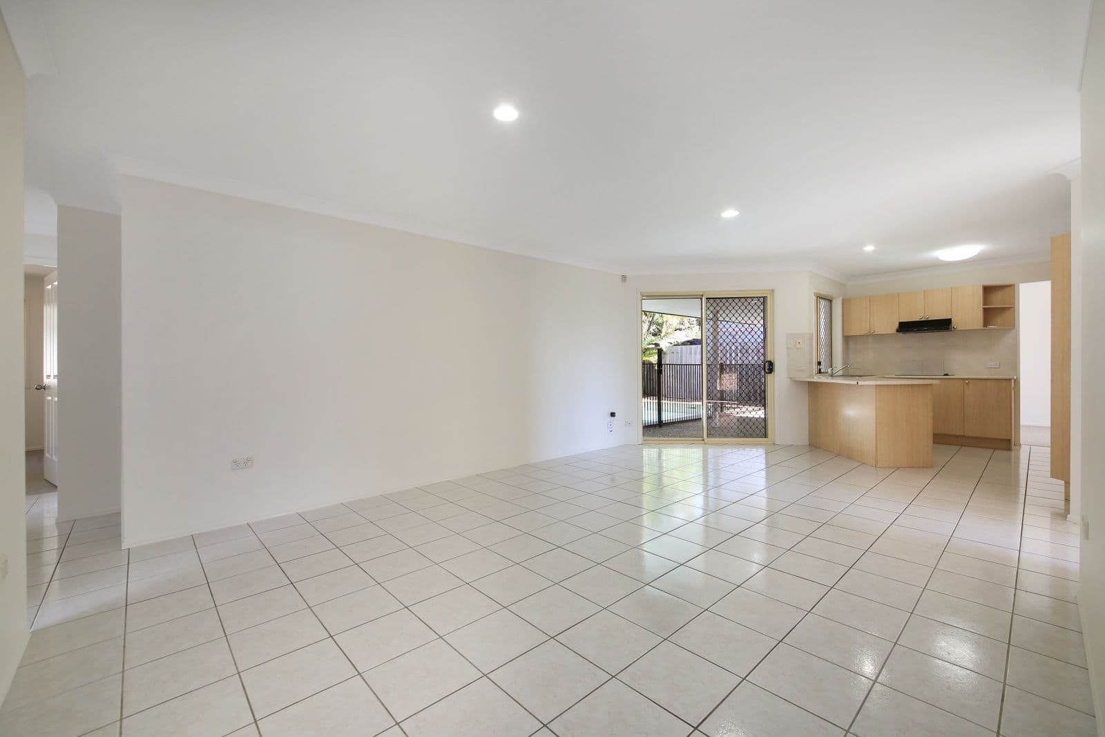 20 Greensborough Crescent, Parkwood QLD 4214, Parkwood - Thumbnail 8