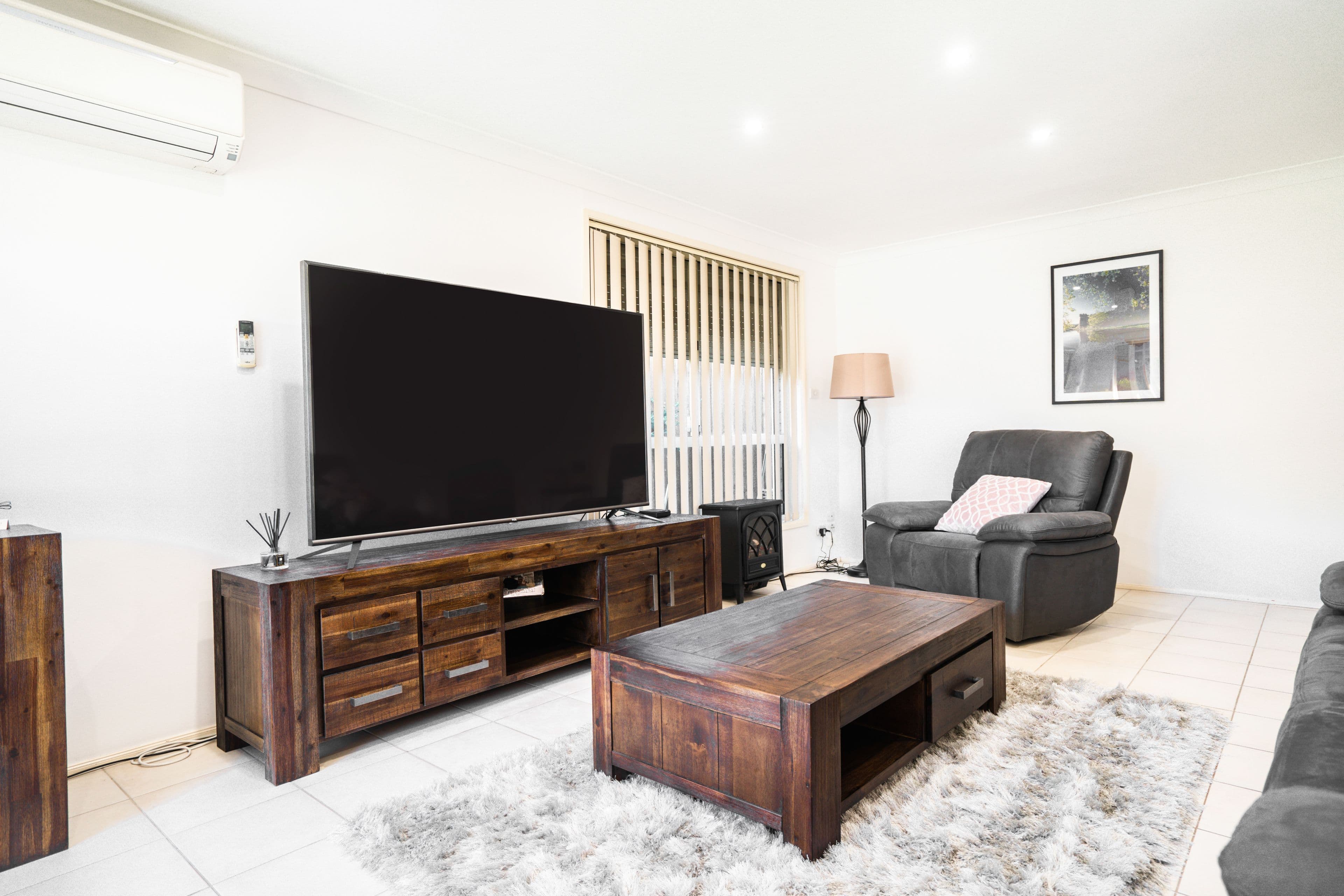 14 Valley Close, Casula NSW 2170, Casula - Thumbnail 2