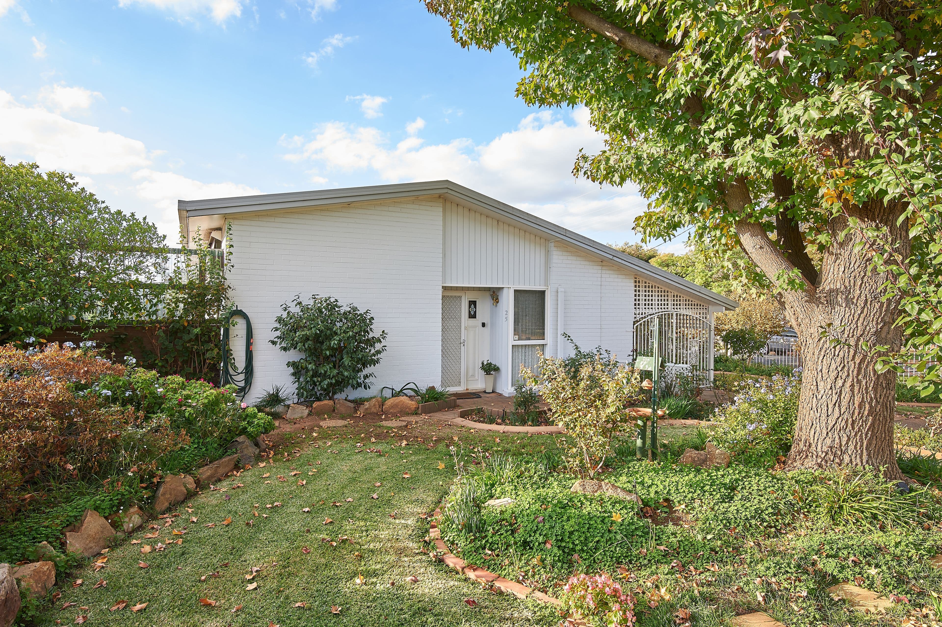 25 Ashmont Avenue, Ashmont - Image 1
