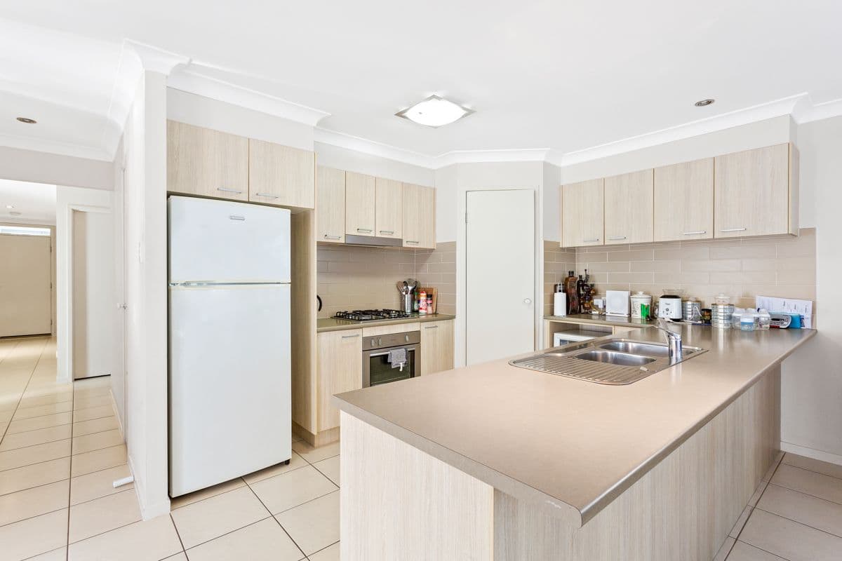 11 Riviera Crescent, North Lakes QLD 4509, North Lakes - Thumbnail 3