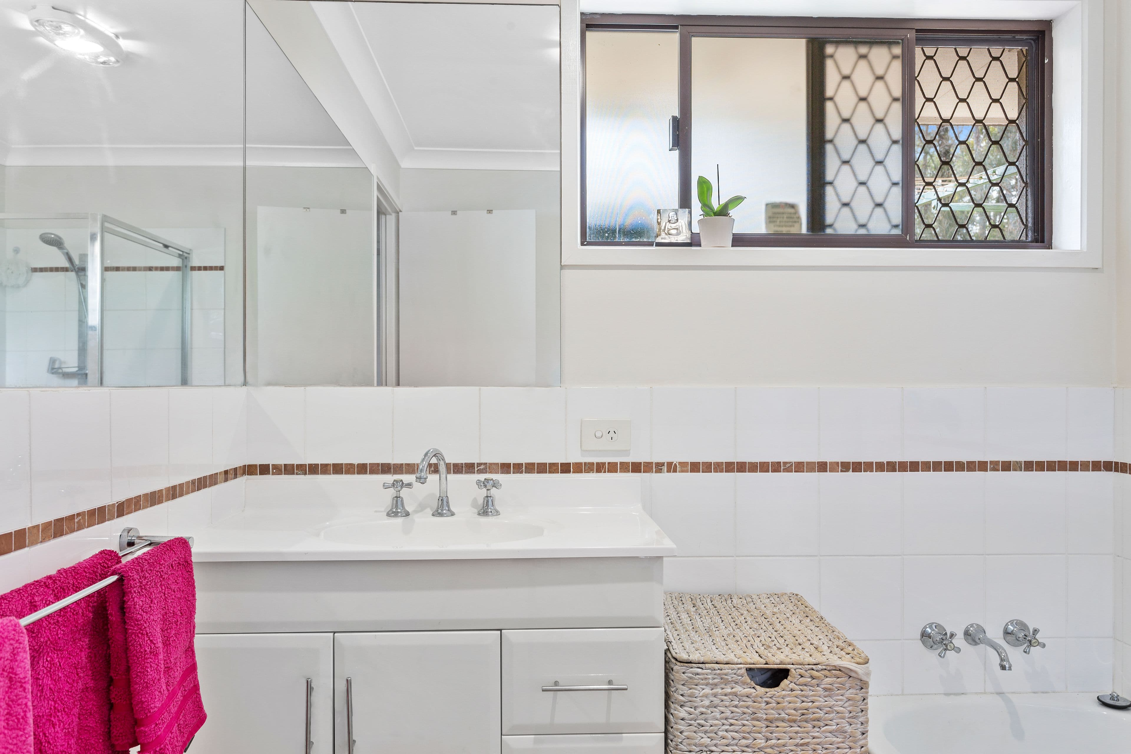 47 Treeview Drive, Burleigh Waters QLD 4220, Burleigh Waters - Thumbnail 7
