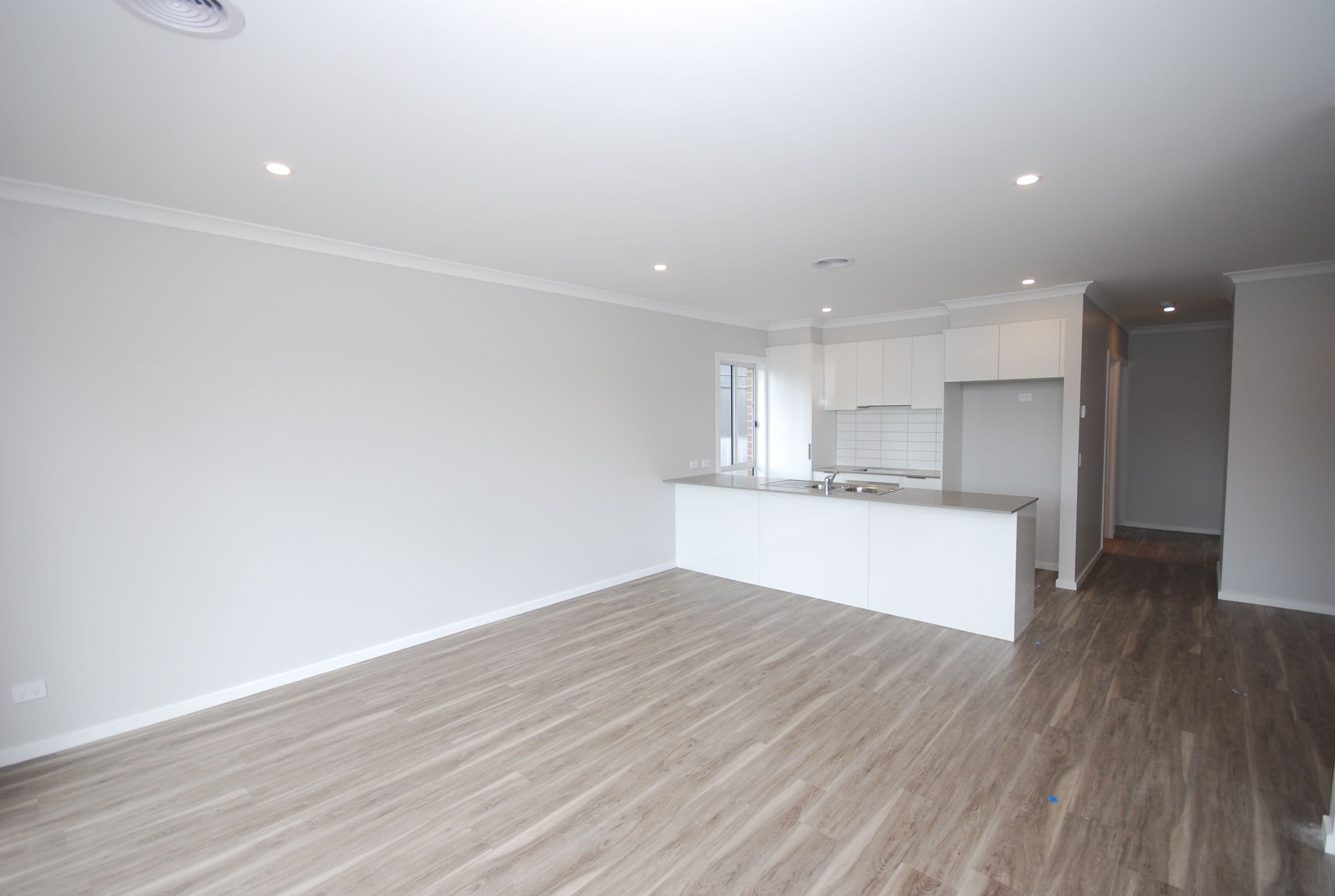2A/8 Thompson Street, Brown Hill  Victoria  3350, Australia, Brown Hill - Thumbnail 2