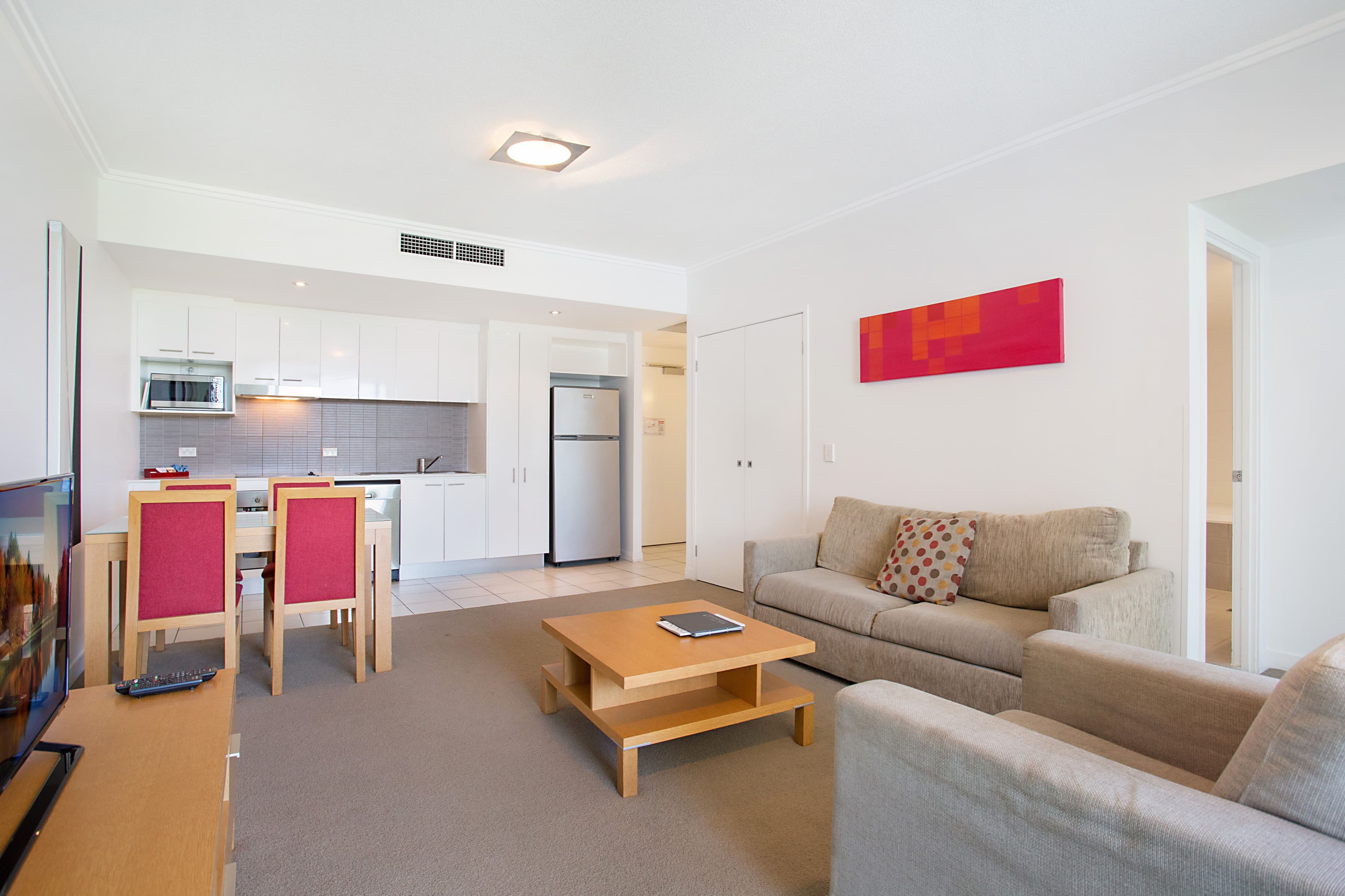 2204 'Freshwater Point' 33 T E Peters Drive, Broadbeach Waters QLD 4218, Broadbeach Waters - Thumbnail 4
