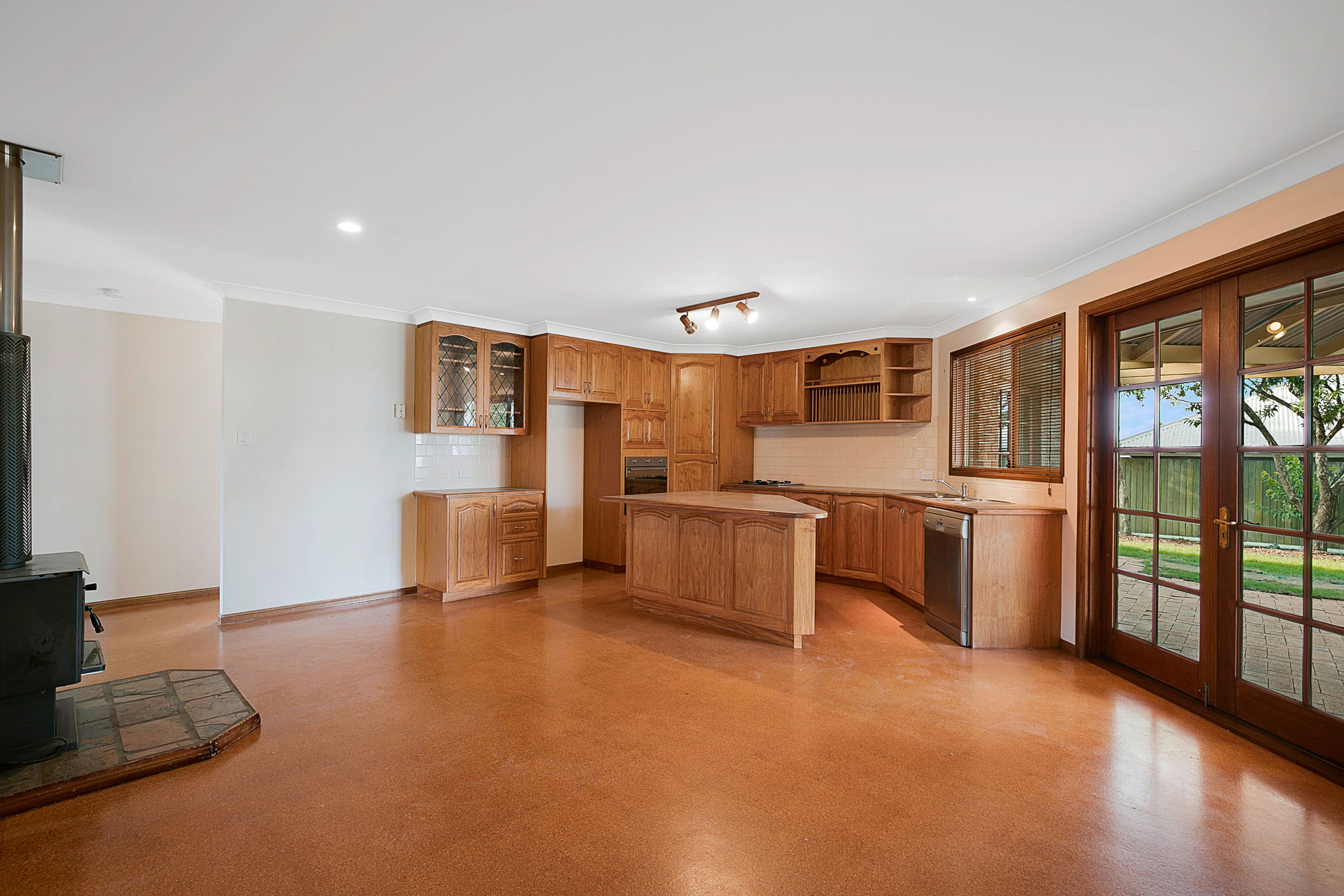 7 Kruiswijk Court, Middle Ridge QLD 4350, Middle Ridge - Thumbnail 2