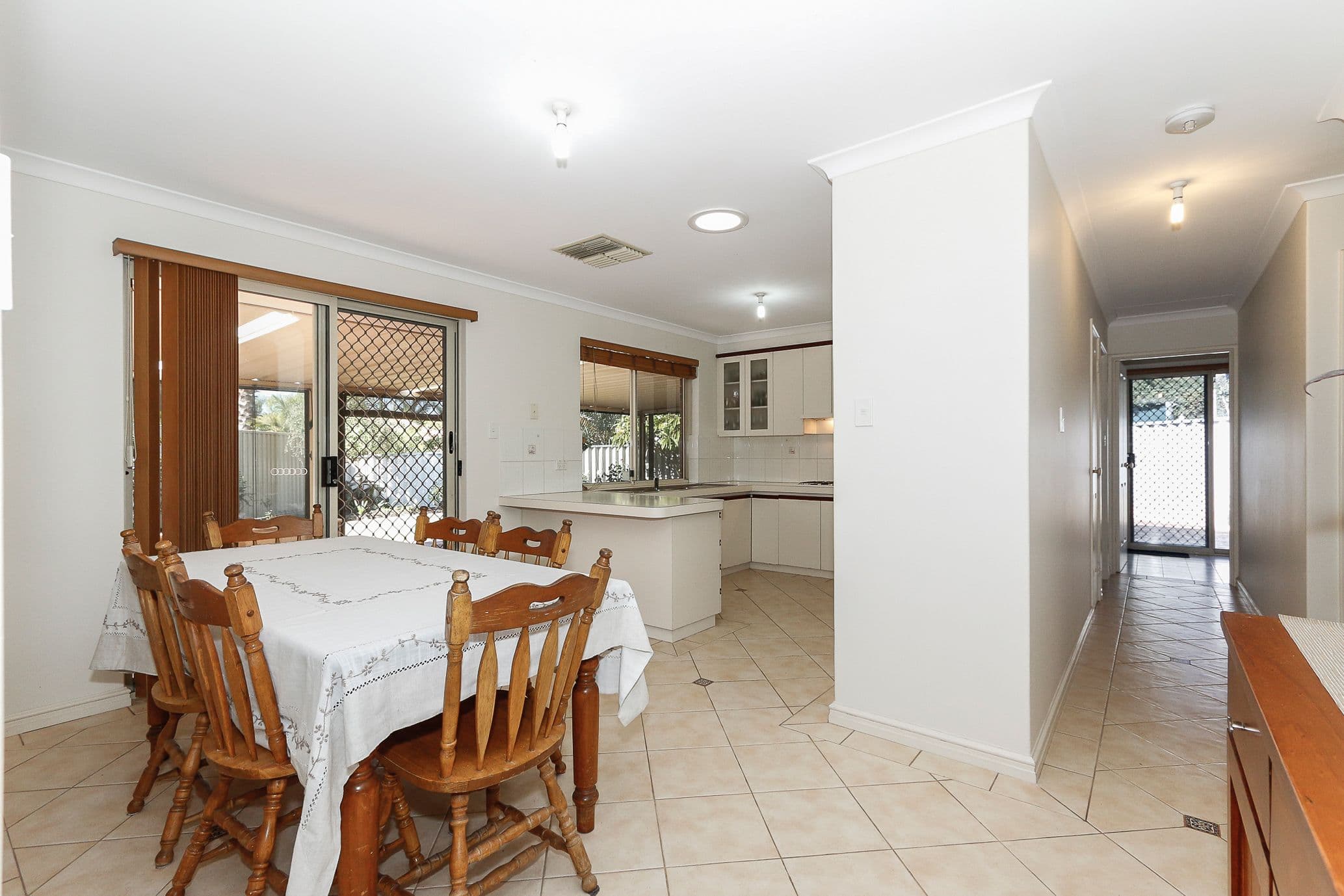 16A Drevon Place, Marangaroo WA 6064, Marangaroo - Thumbnail 4