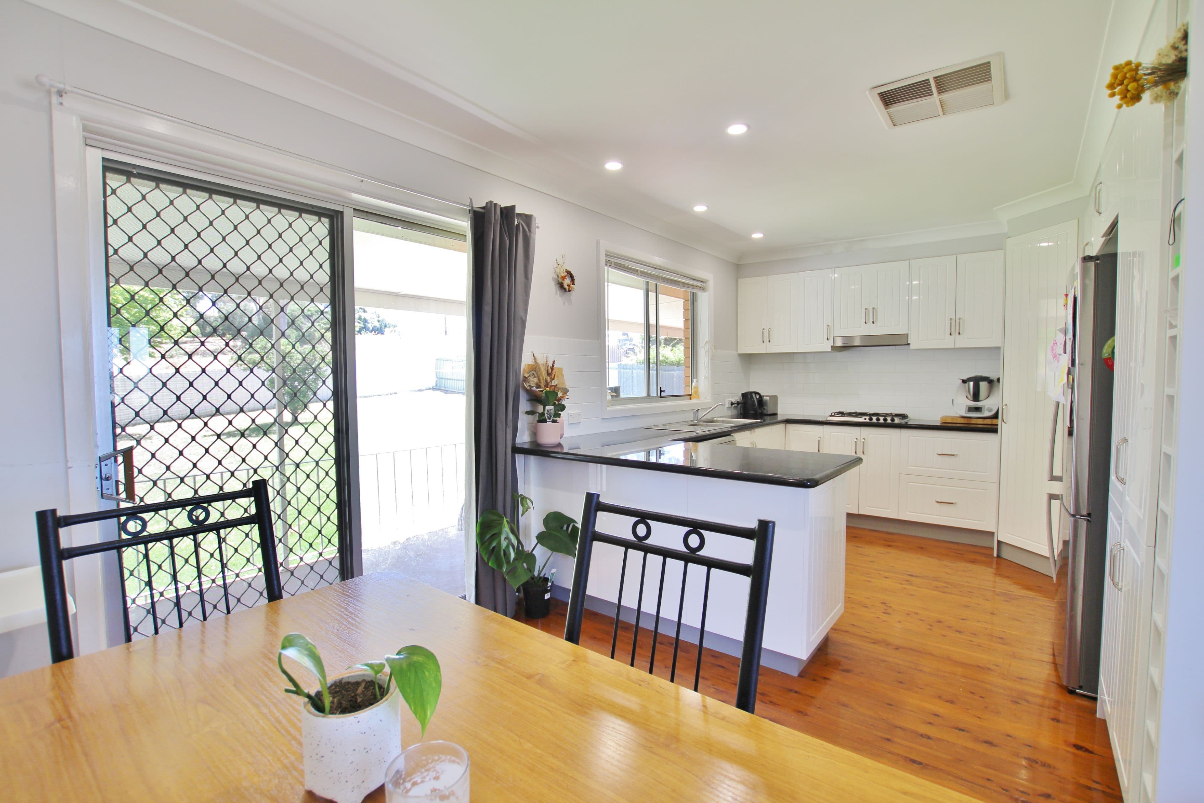 3 Cherry Court, Young NSW 2594, Young - Thumbnail 2