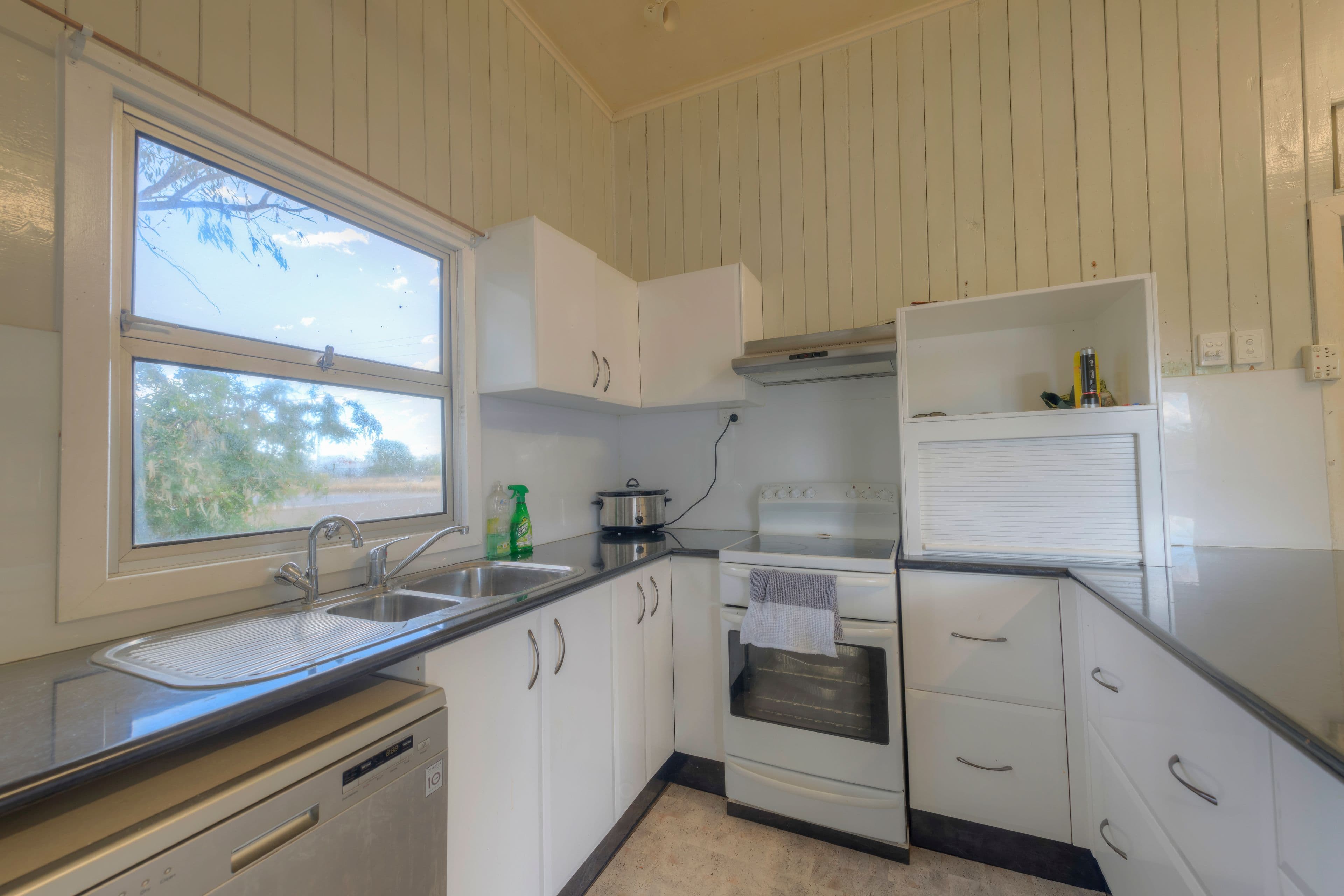 48 McNulty Street, Miles QLD 4415, Miles - Thumbnail 7