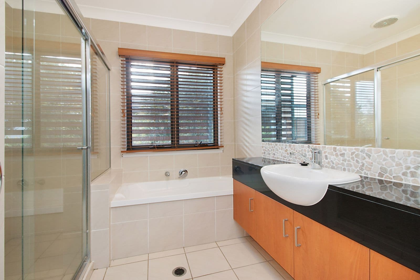 1/3 Clara Lane, Casuarina NSW 2487, Casuarina - Thumbnail 6
