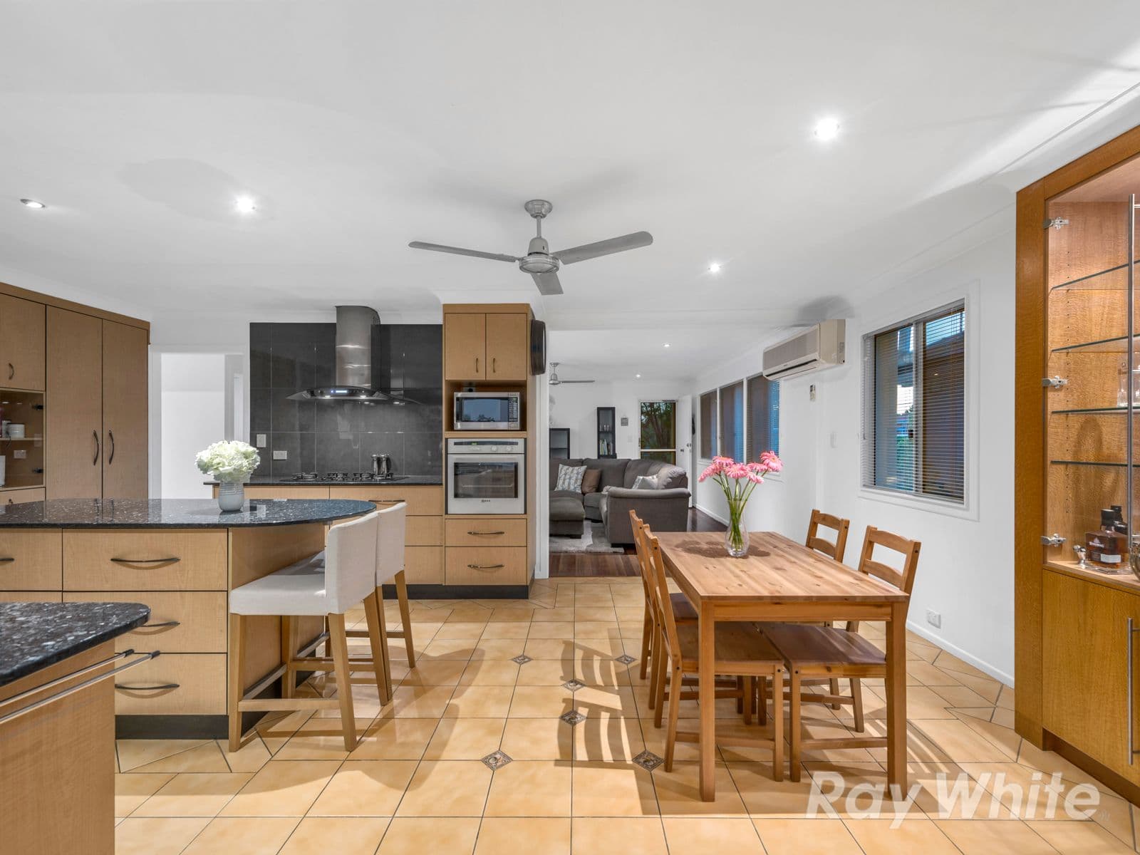 19 Eastbourne Street, Chermside West QLD 4032, Chermside West - Thumbnail 7