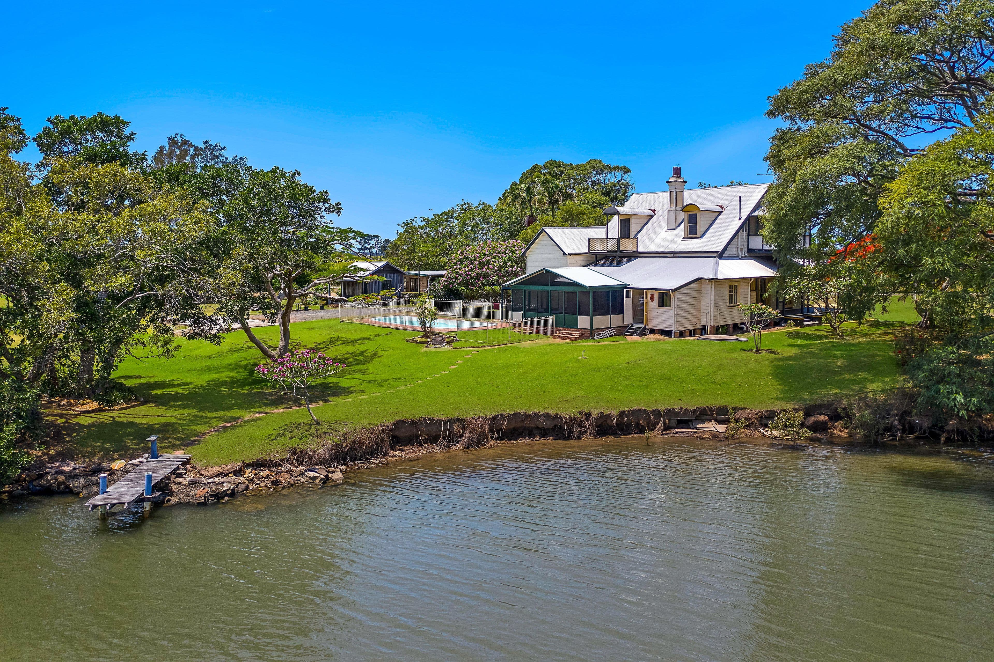 797 Yamba Road, Palmers Island - Image 1