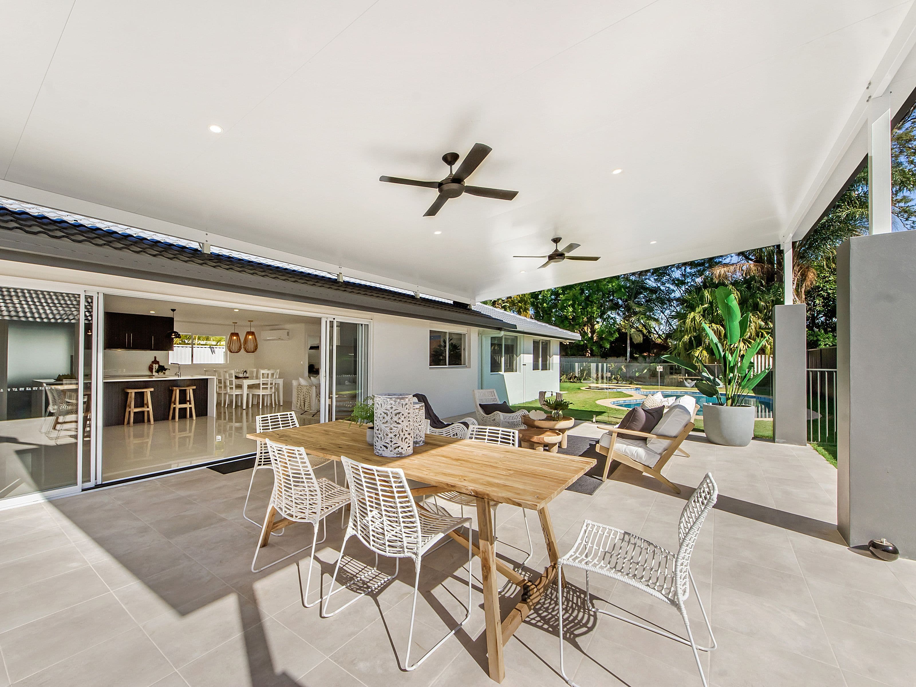 21 McIlwraith Avenue, Sorrento QLD 4217, Sorrento - Image 1